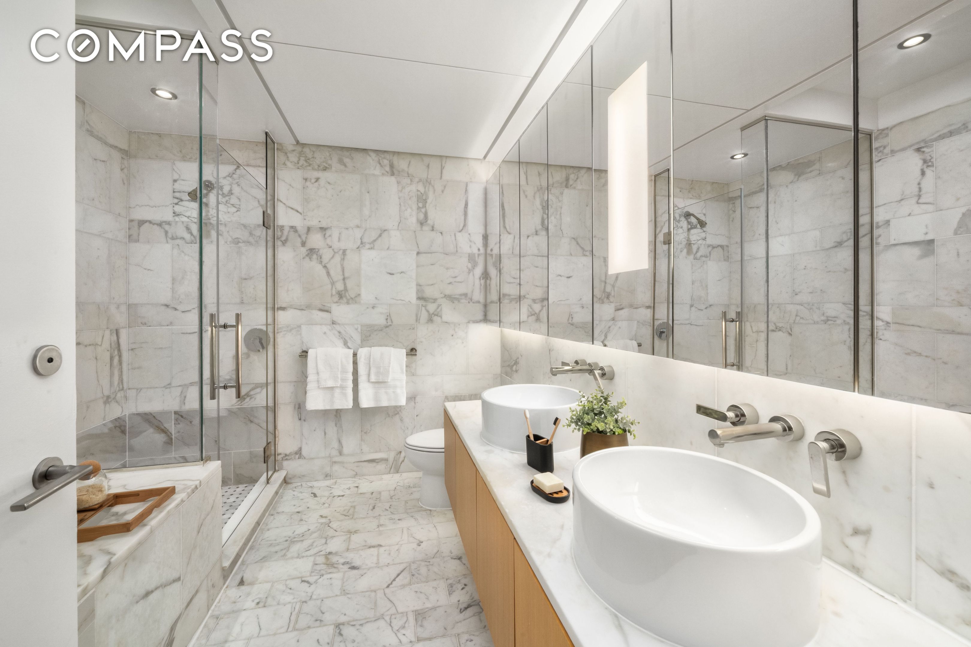 #10 photo, 18 W 48th Street, マンハッタン Midtown Central , NY 10036