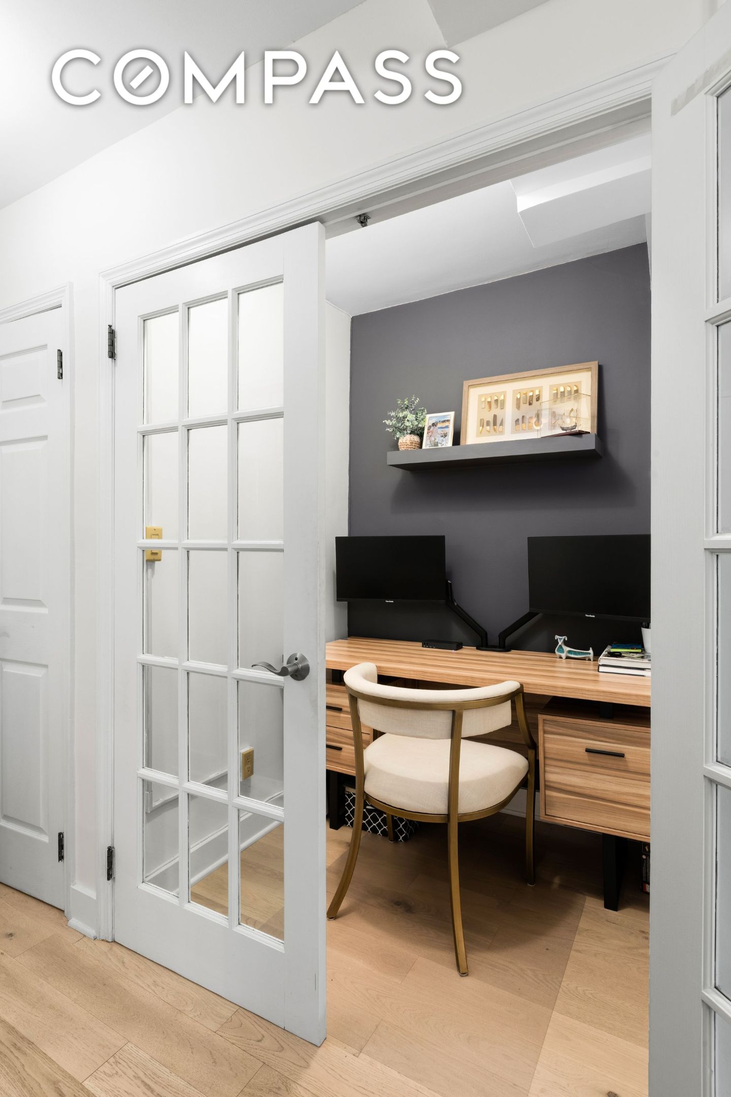 #13 photo, 40 E 9th Street, Greenwich Village , NY 10003