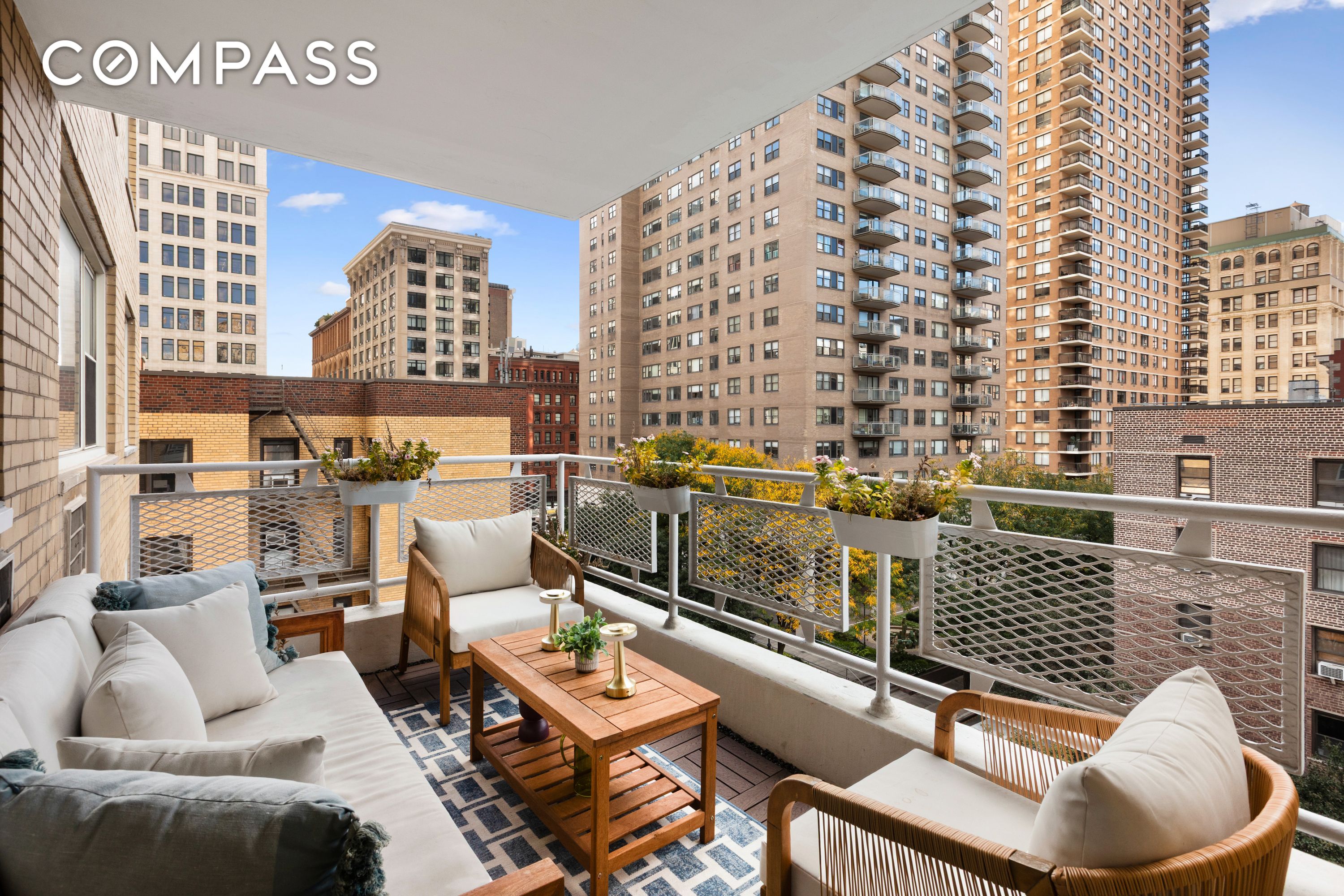 #14 photo, 40 E 9th Street, Greenwich Village , NY 10003