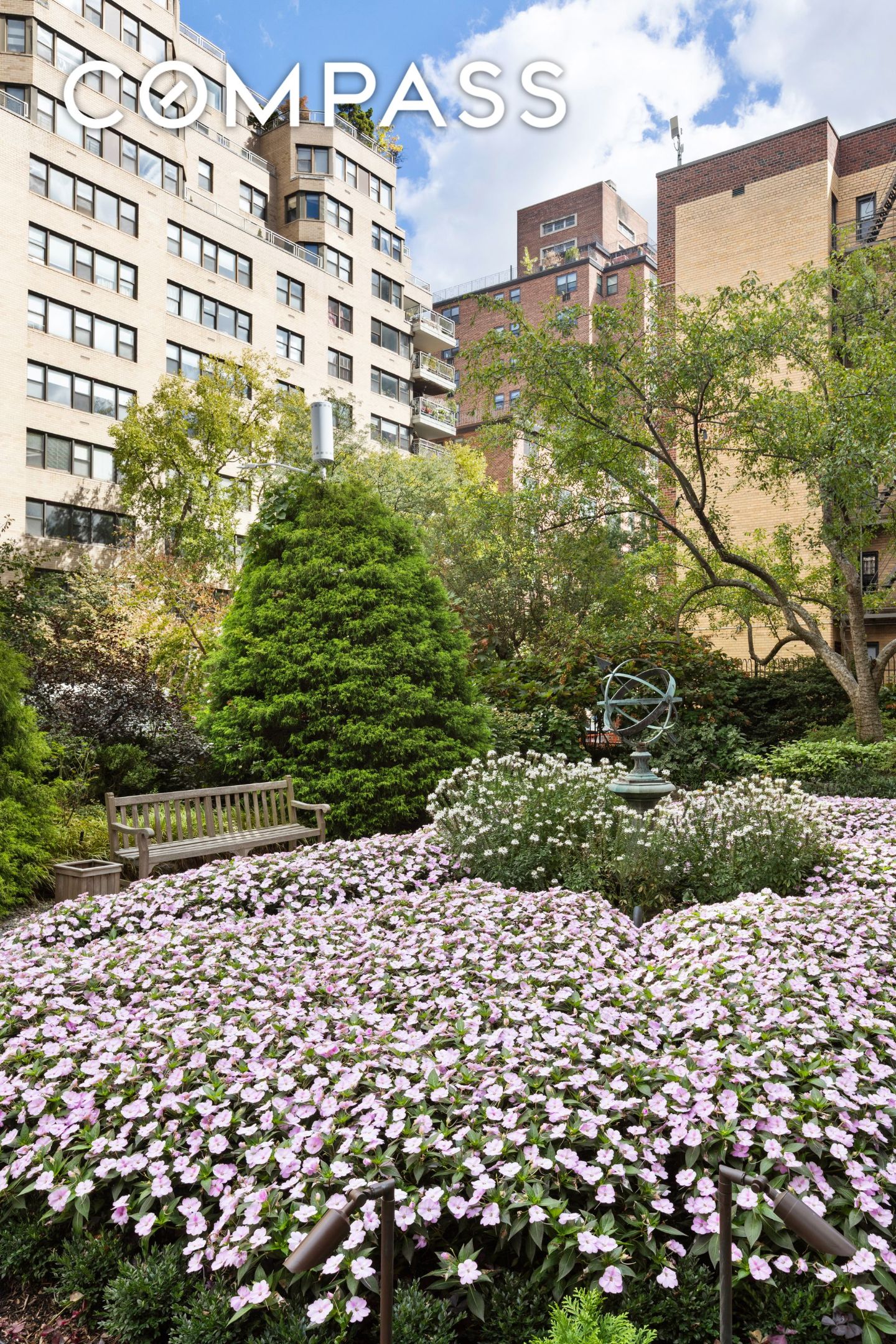 #16 photo, 40 E 9th Street, Greenwich Village , NY 10003