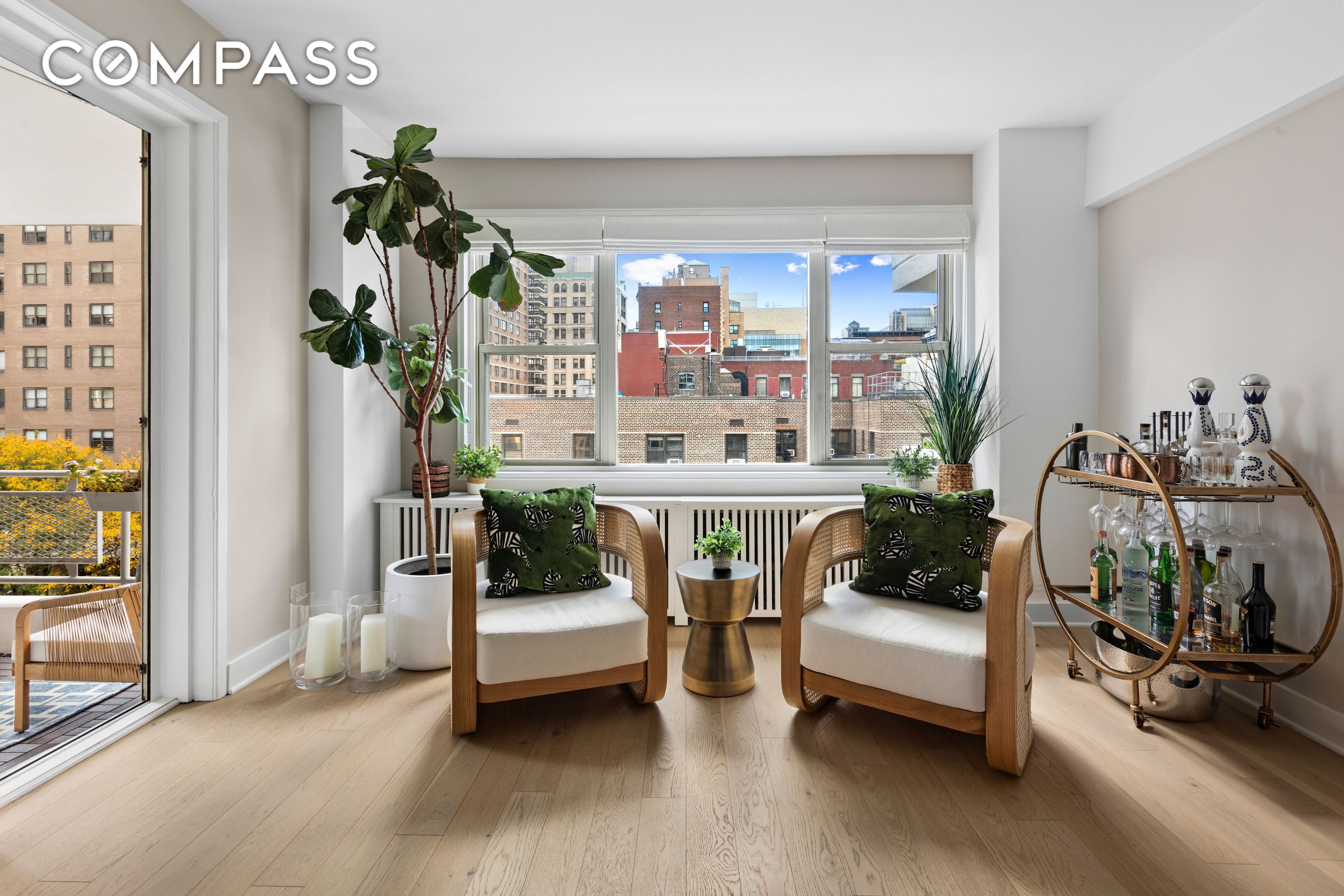 #6 photo, 40 E 9th Street, Greenwich Village , NY 10003