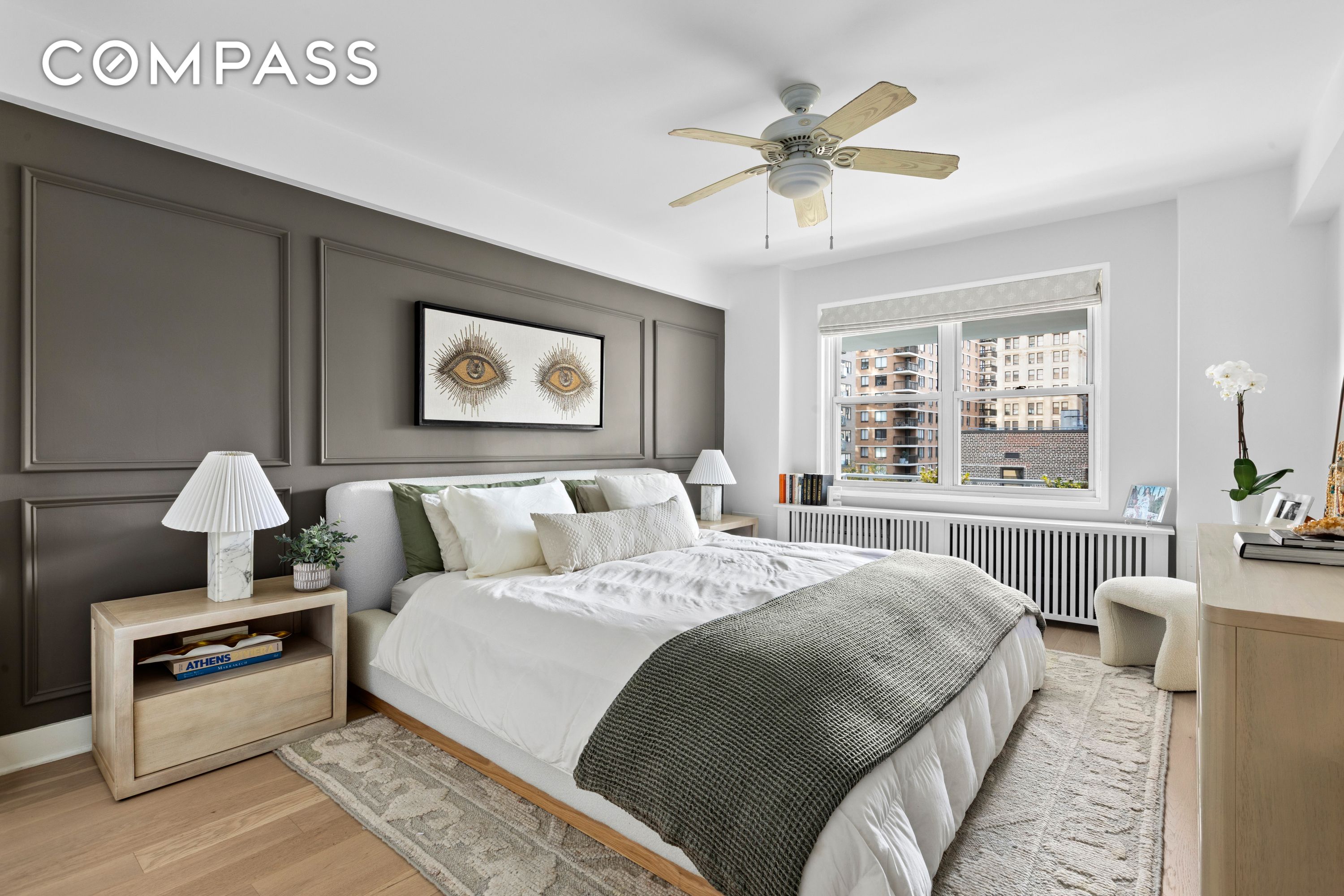 #9 photo, 40 E 9th Street, Greenwich Village , NY 10003