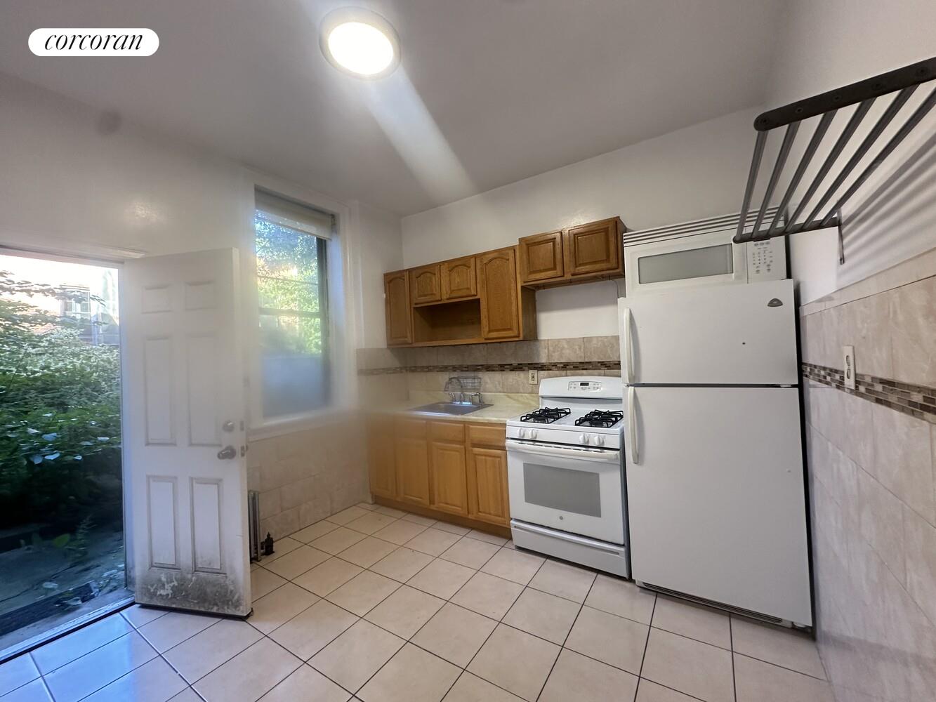 #4 photo, Brooklyn, ブルックリン区 Crown Heights , NY 11238