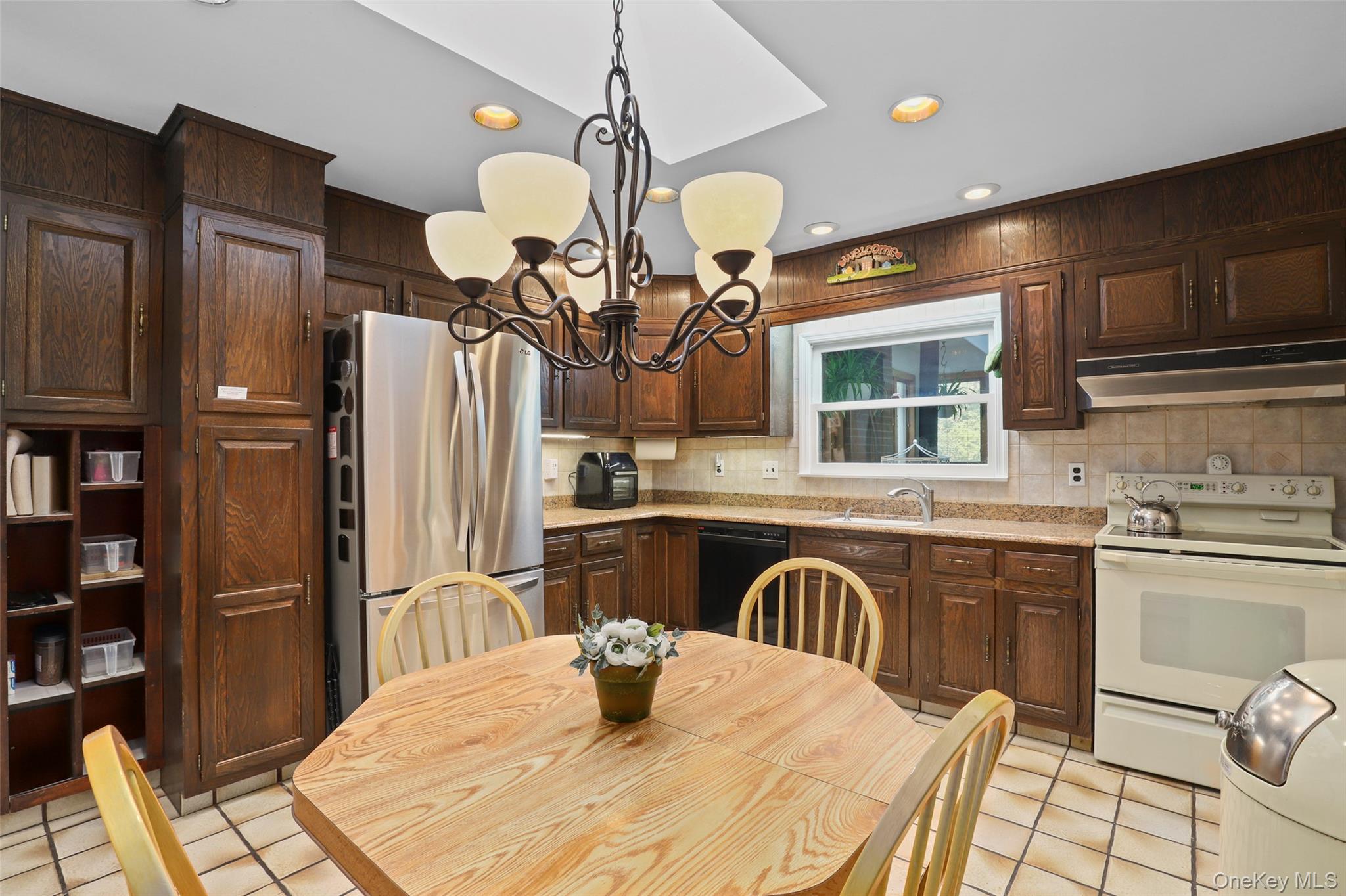 #11 photo, 122 Fairmont Road, Mahopac , NY 10541