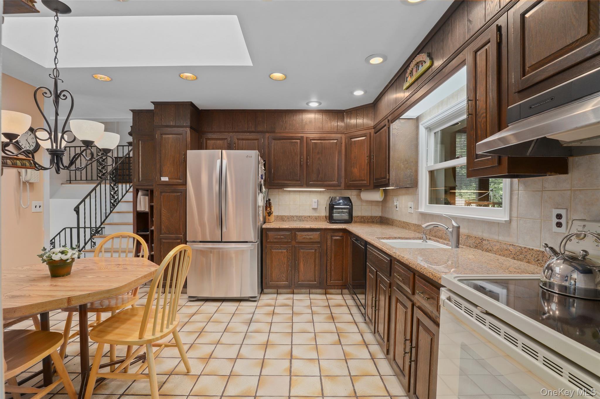 #12 photo, 122 Fairmont Road, Mahopac , NY 10541