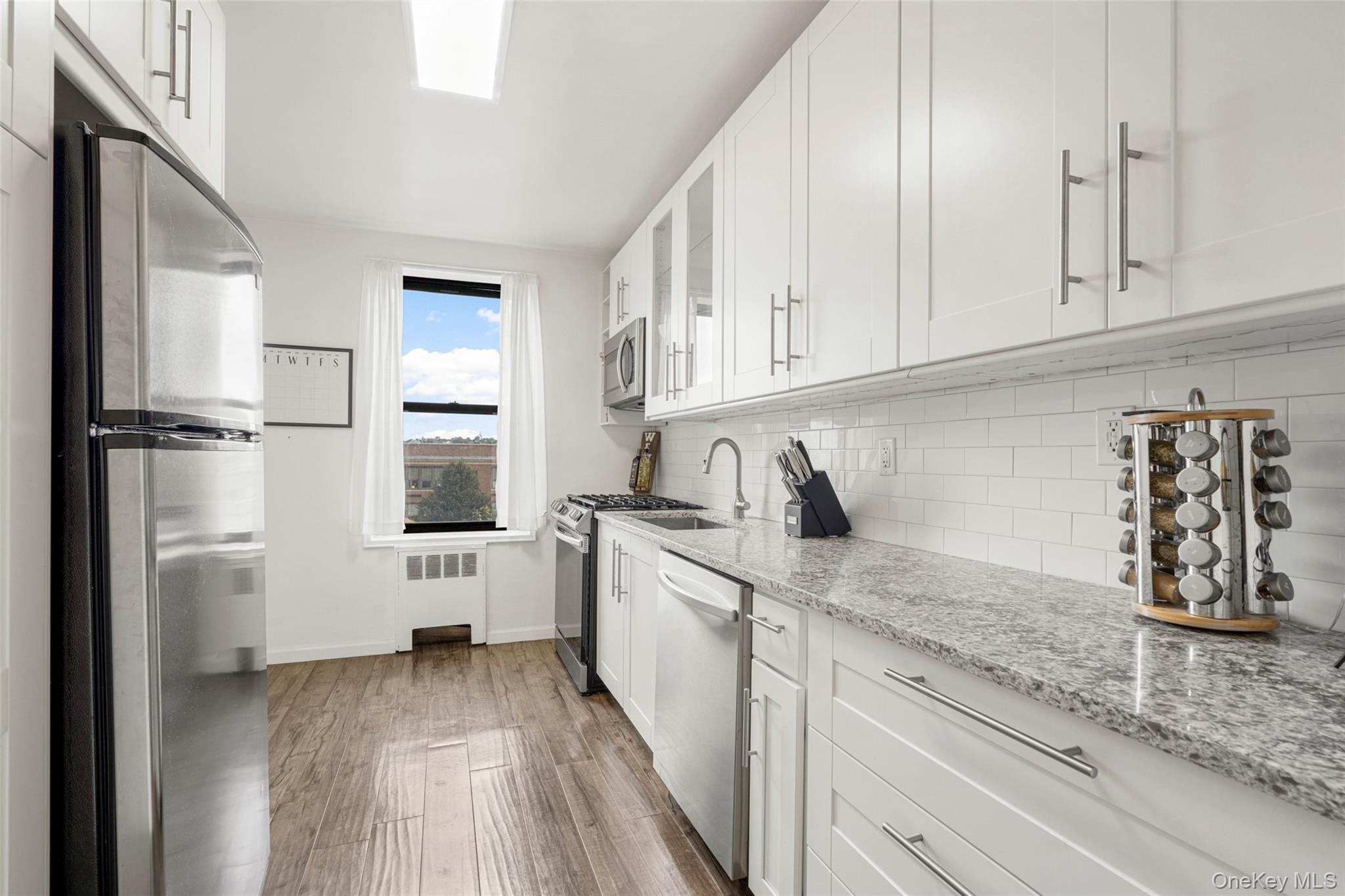 #8 photo, 4 Windsor Terrace, White Plains , NY 10601