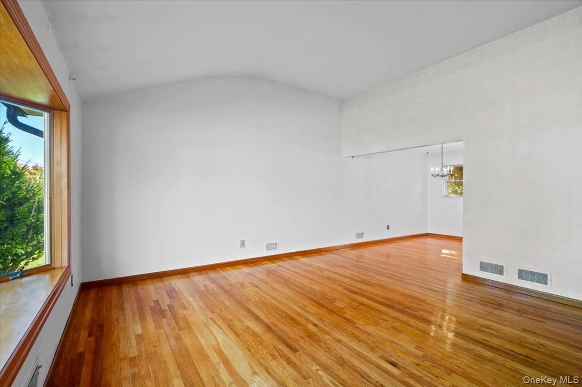 #13 photo, 31 Blauvelt Road, Blauvelt , NY 10913