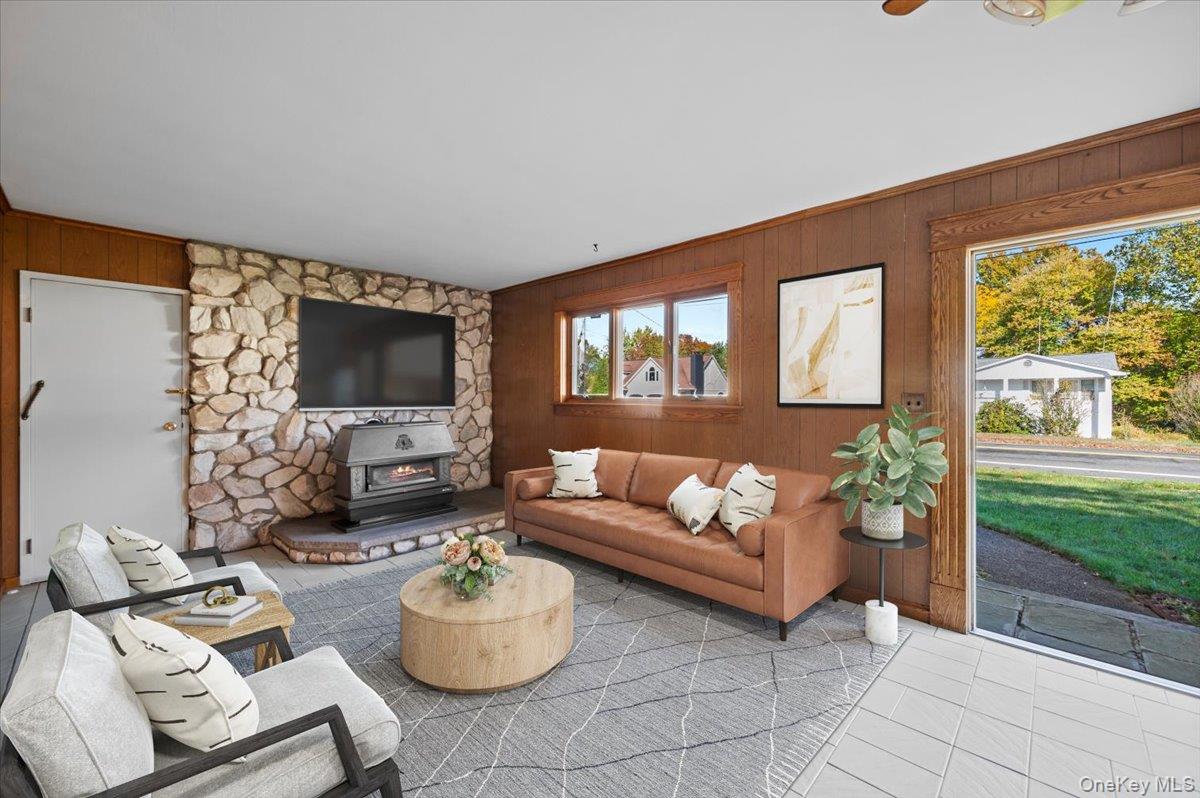 #4 photo, 31 Blauvelt Road, Blauvelt , NY 10913