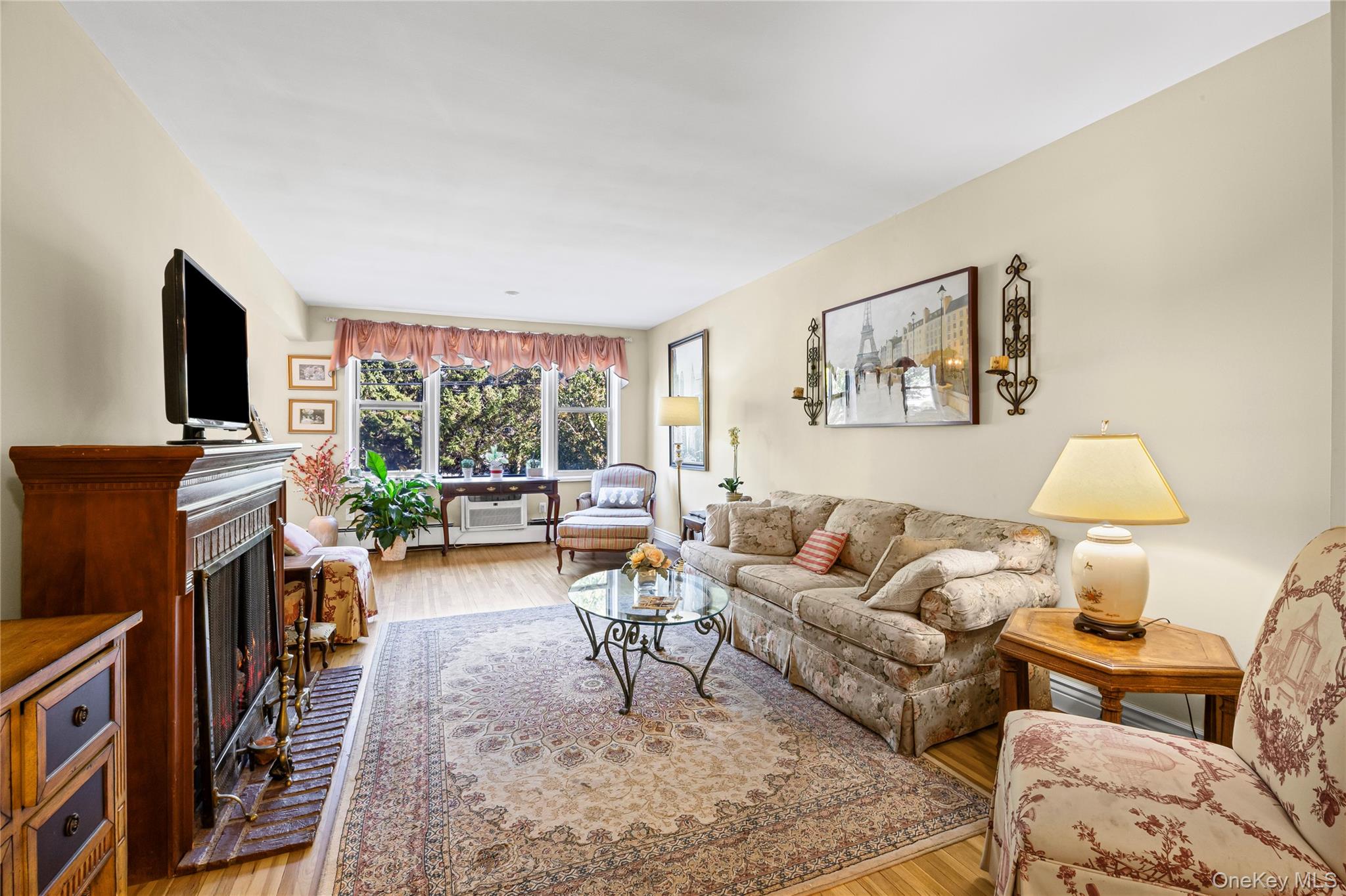 #5 photo, 120 Morris Avenue, ナッソー郡 Rockville Centre , NY 11570