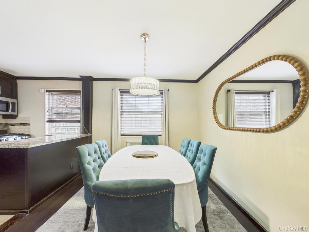 #5 photo, 251-11 60th Ave, Little Neck , NY 11362