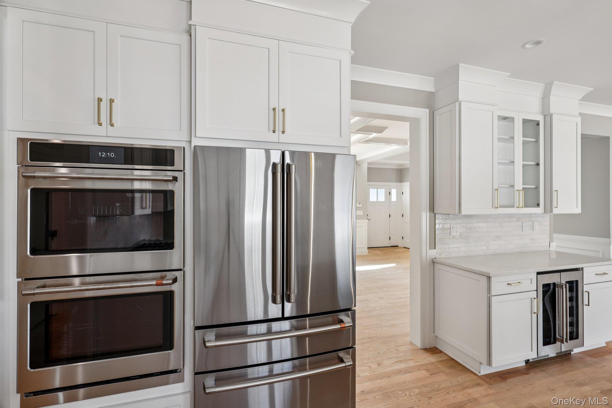 #8 photo, 2239 Henry Street, North Bellmore , NY 11710