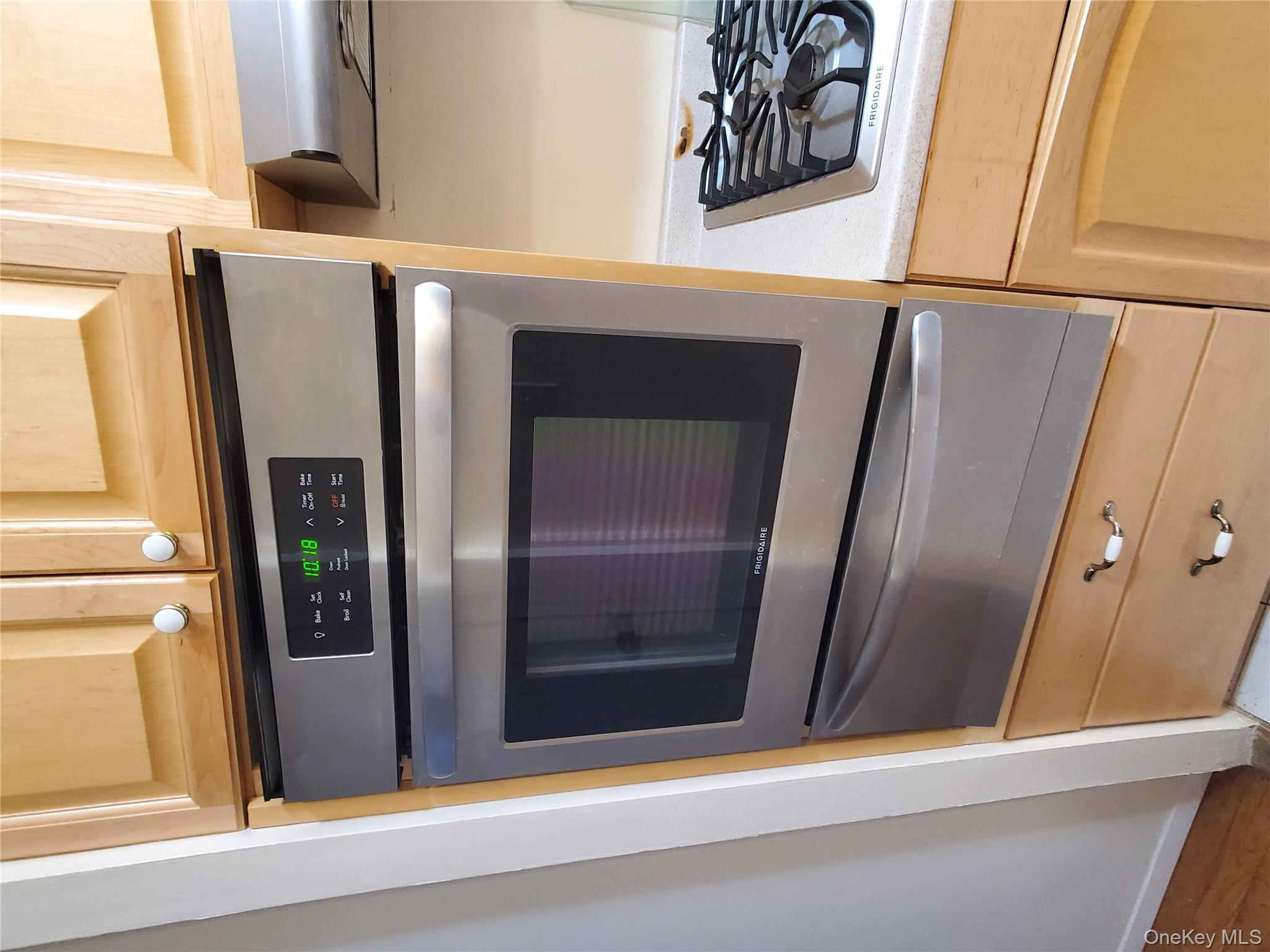 #8 photo, 25032 39th Road, Little Neck , NY 11363