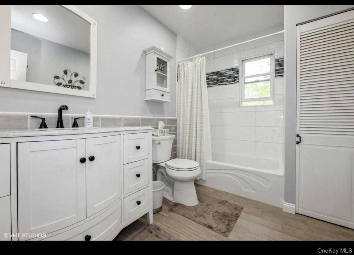 #5 photo, 27 Lowell Street, ナッソー郡 Bethpage , NY 11714