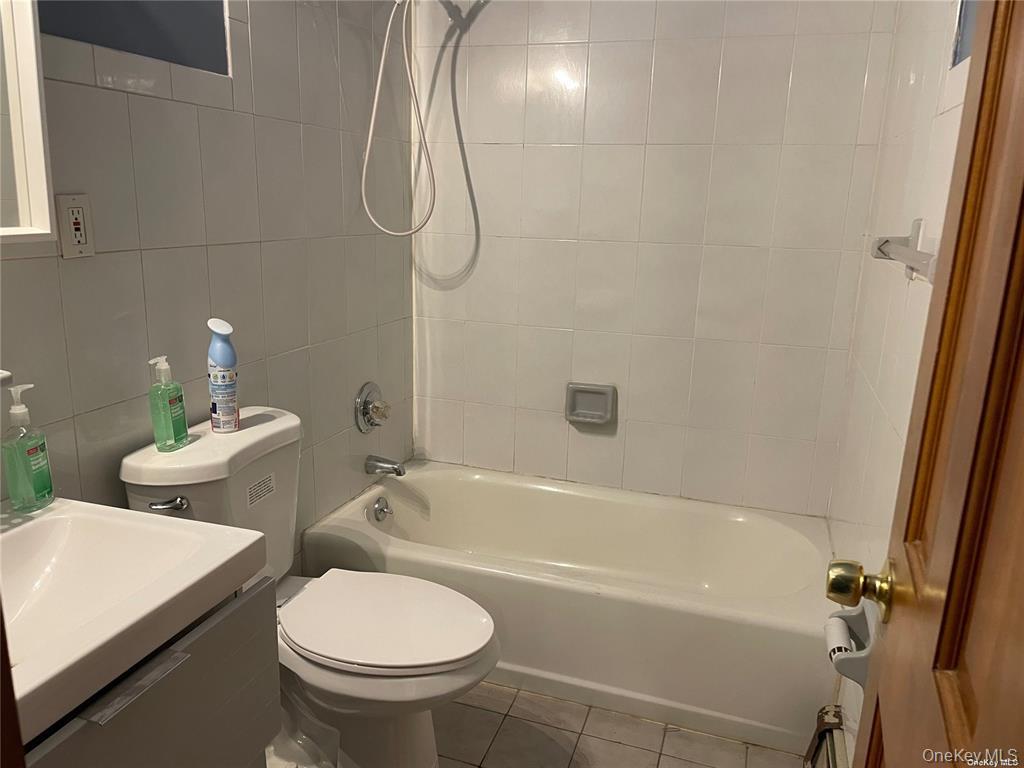 #3 photo, 344 Jericho Turnpike, ナッソー郡 Floral Park , NY 11001