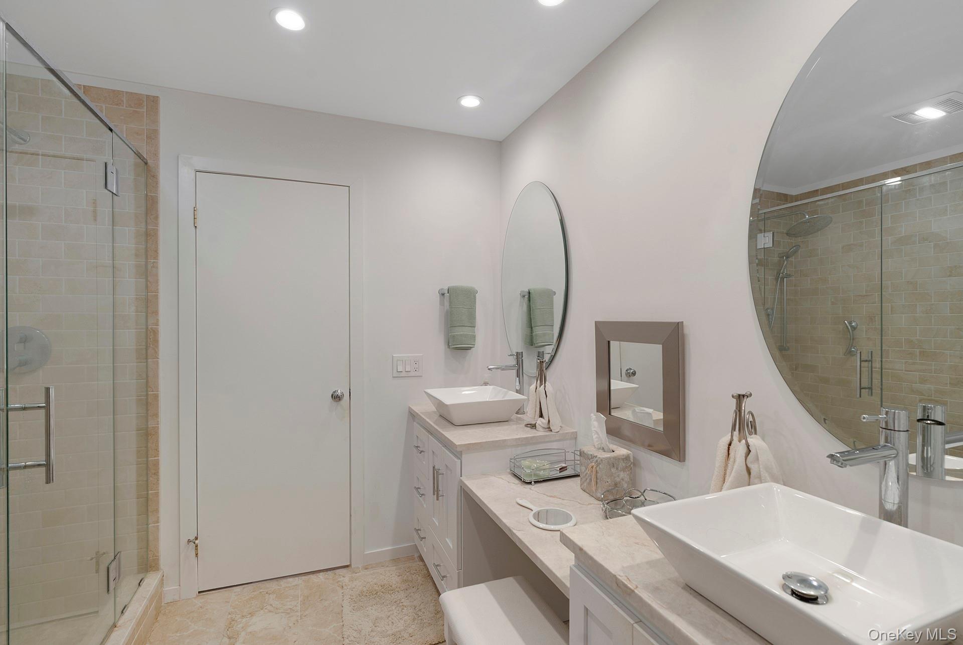 #10 photo, 45 Huckleberry Lane, East Hampton , NY 11937