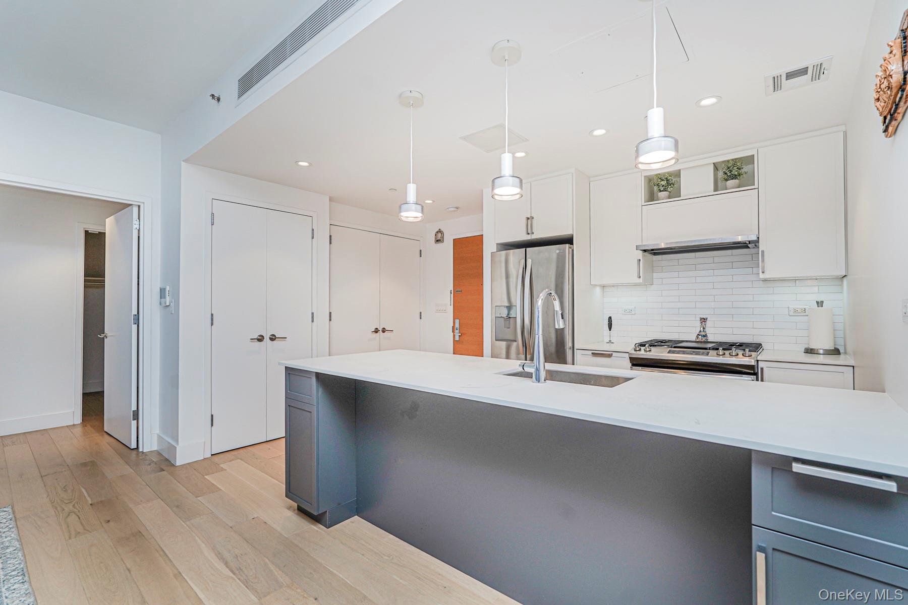 #7 photo, 133 Beach 116th Street, Rockaway Park , NY 11694