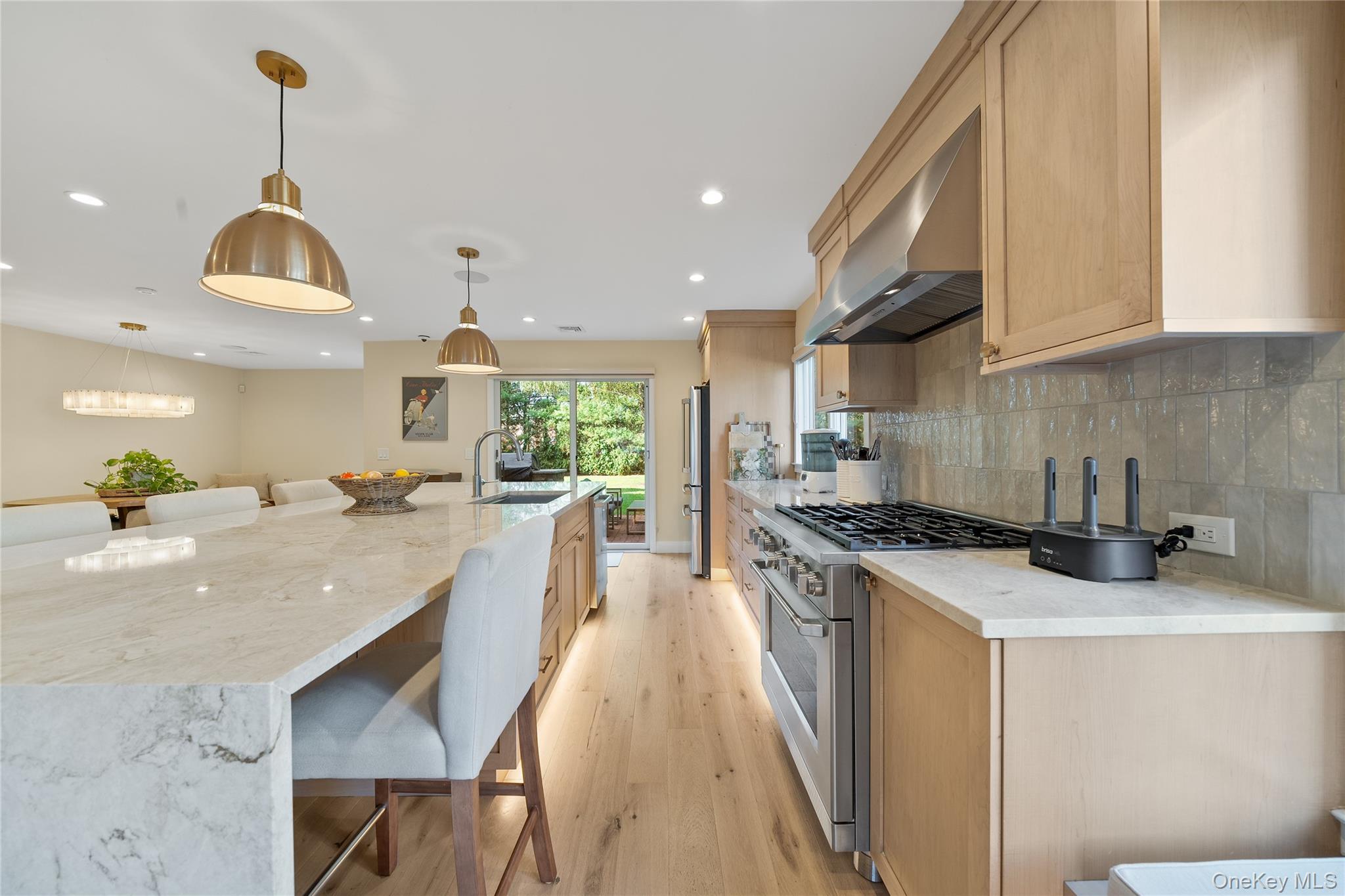 #10 photo, 21 Doral Lane, Bay Shore , NY 11706