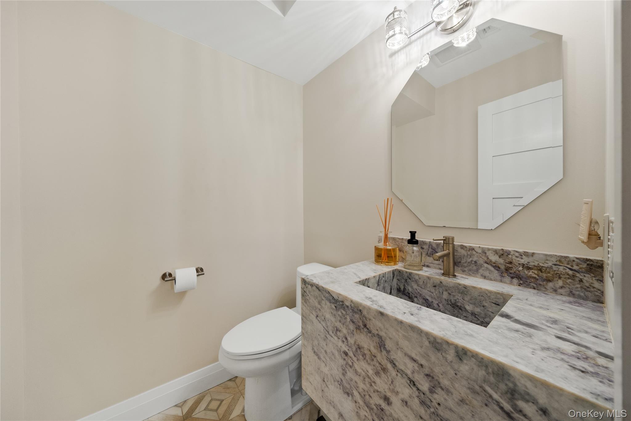 #18 photo, 21 Doral Lane, Bay Shore , NY 11706