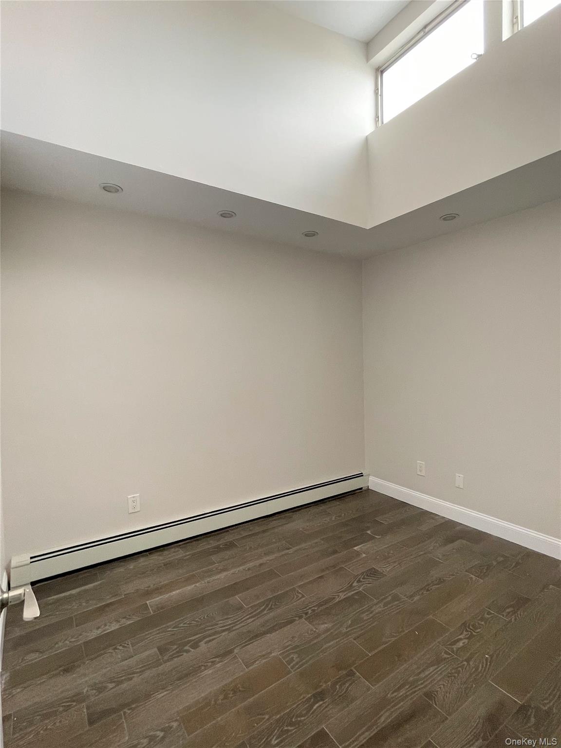 #19 photo, 205-30 Brian Crescent, クイーンズ区 Bayside , NY 11360