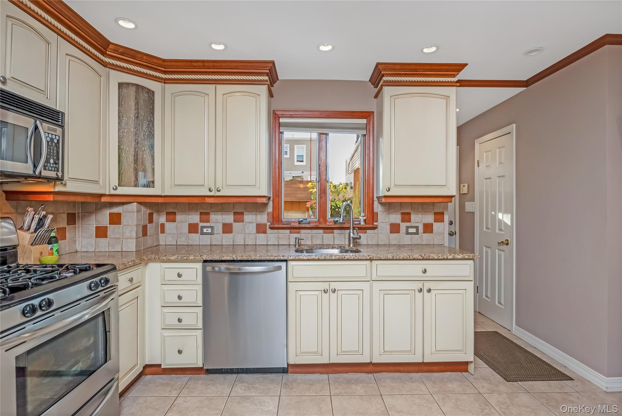 #14 photo, 6422 72nd Street, Middle Village , NY 11379