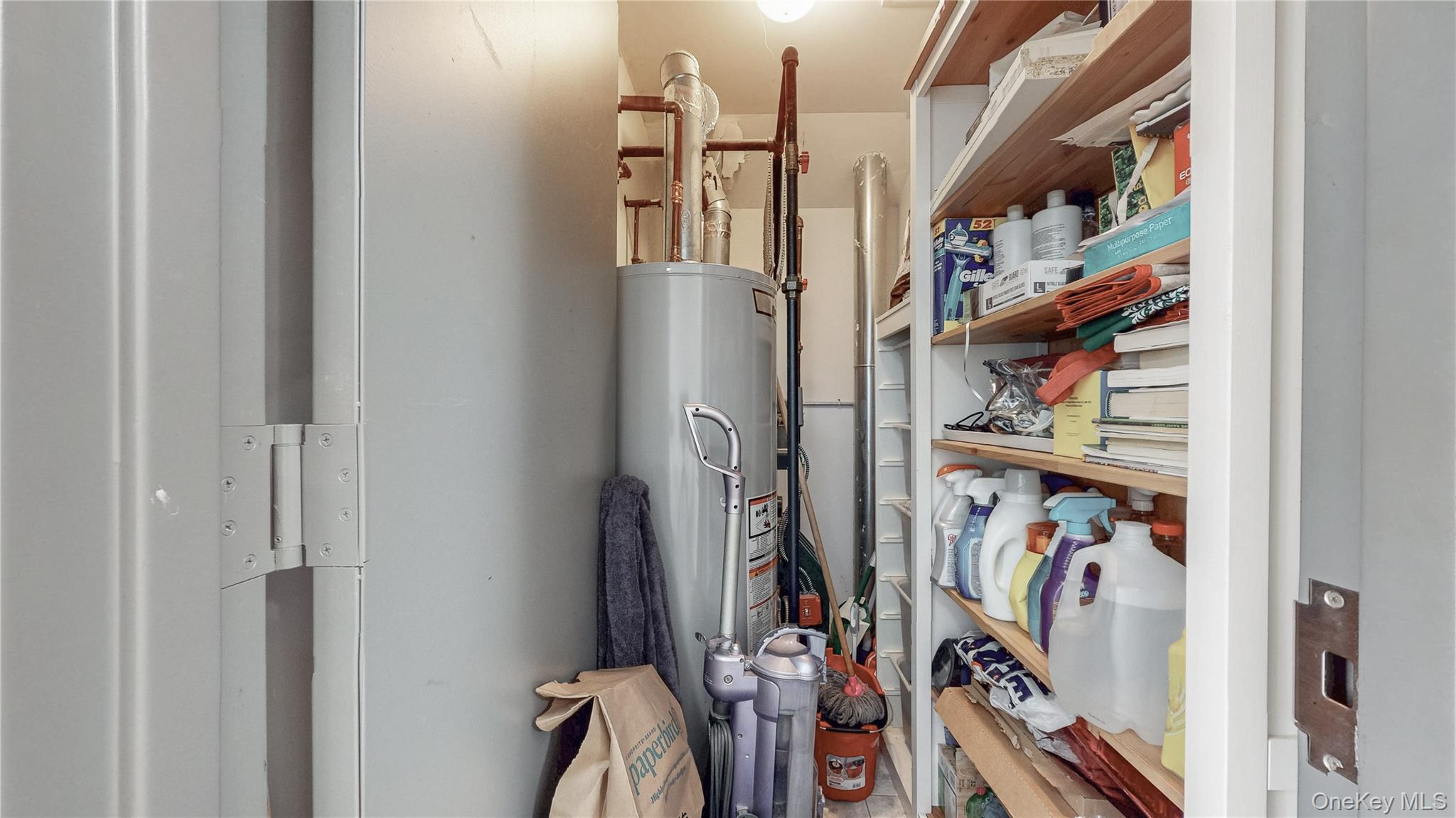 #14 photo, 150-55 14th Road, Whitestone , NY 11357