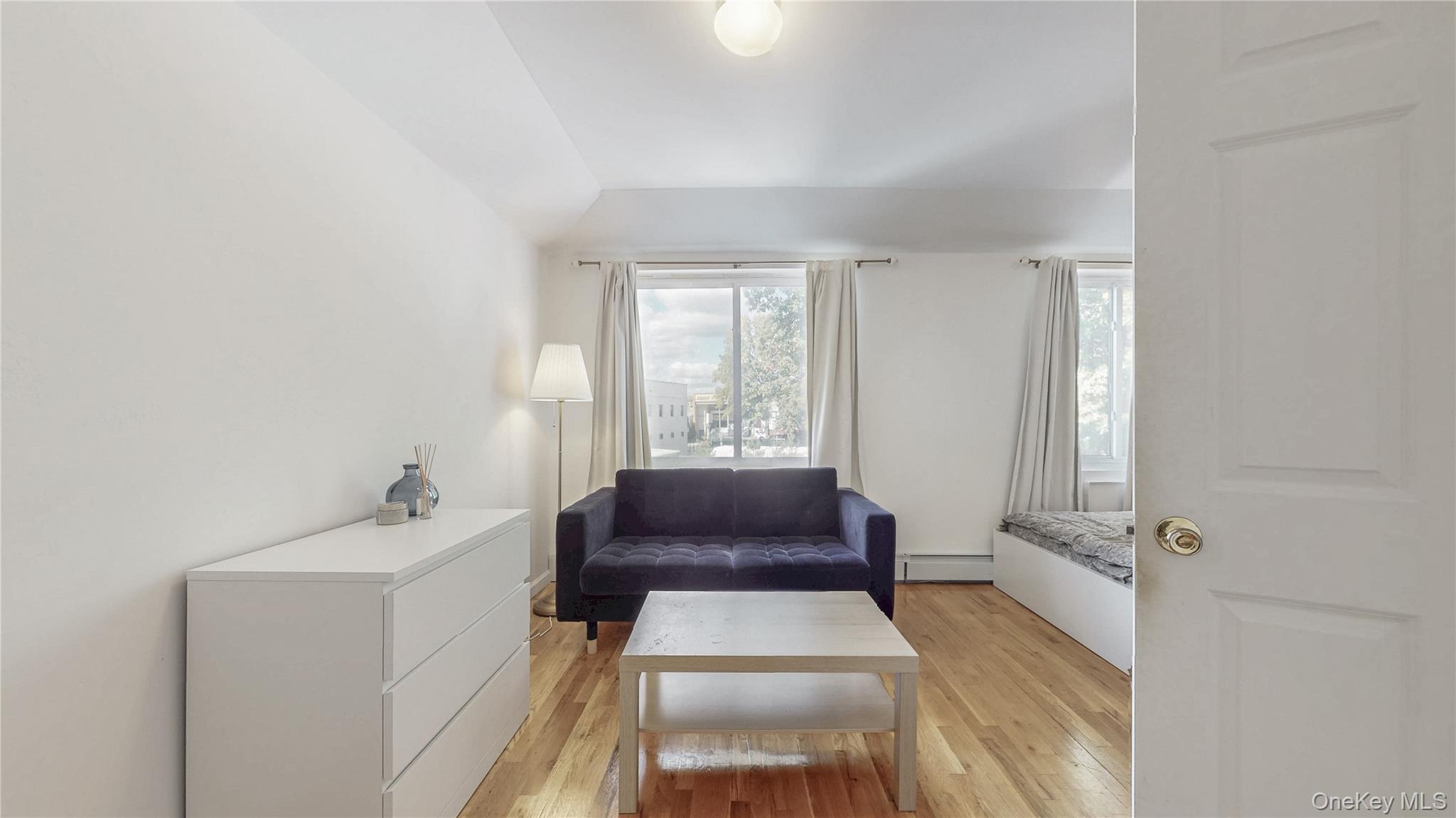 #18 photo, 150-55 14th Road, Whitestone , NY 11357