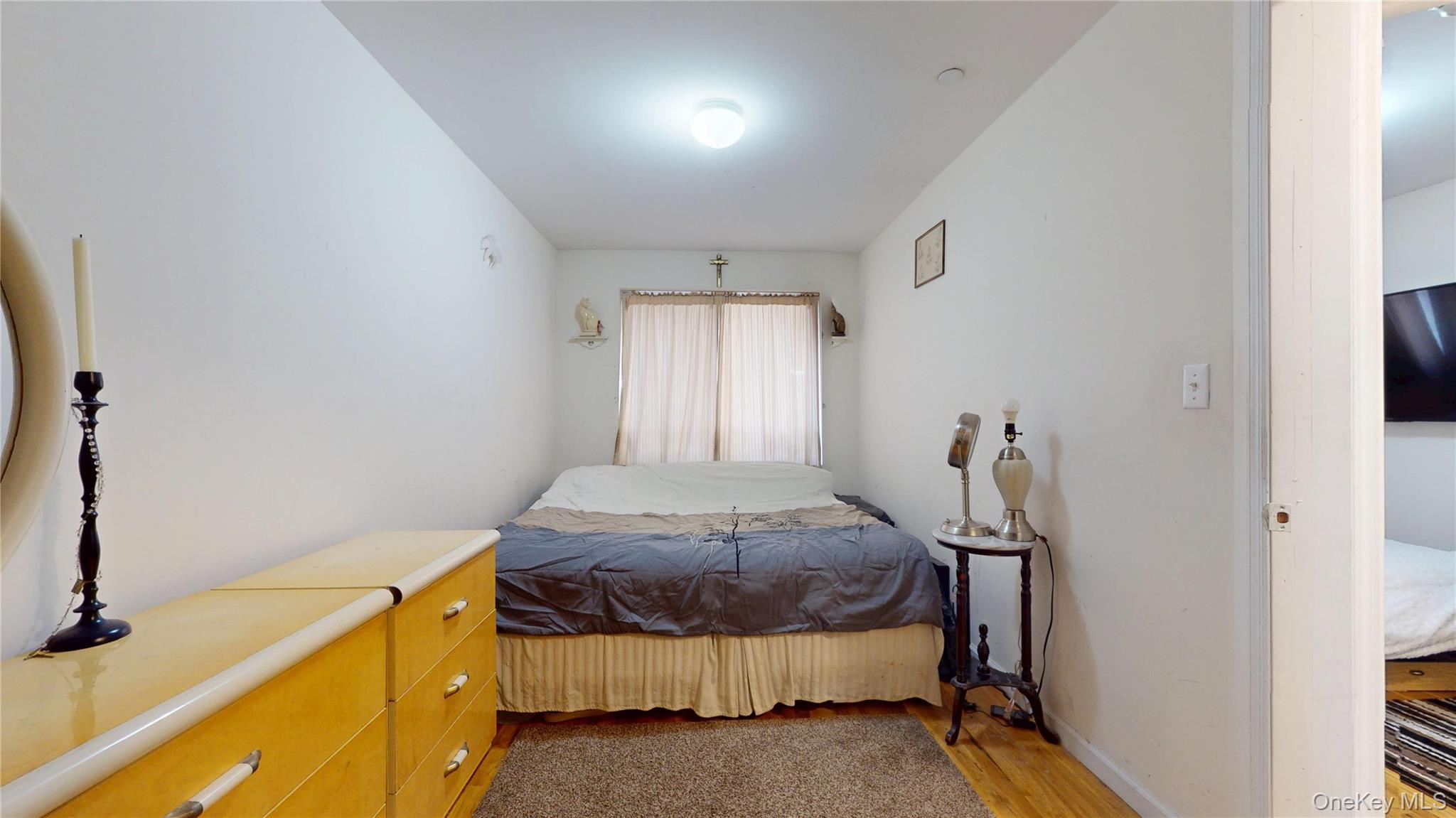 #8 photo, 150-55 14th Road, Whitestone , NY 11357