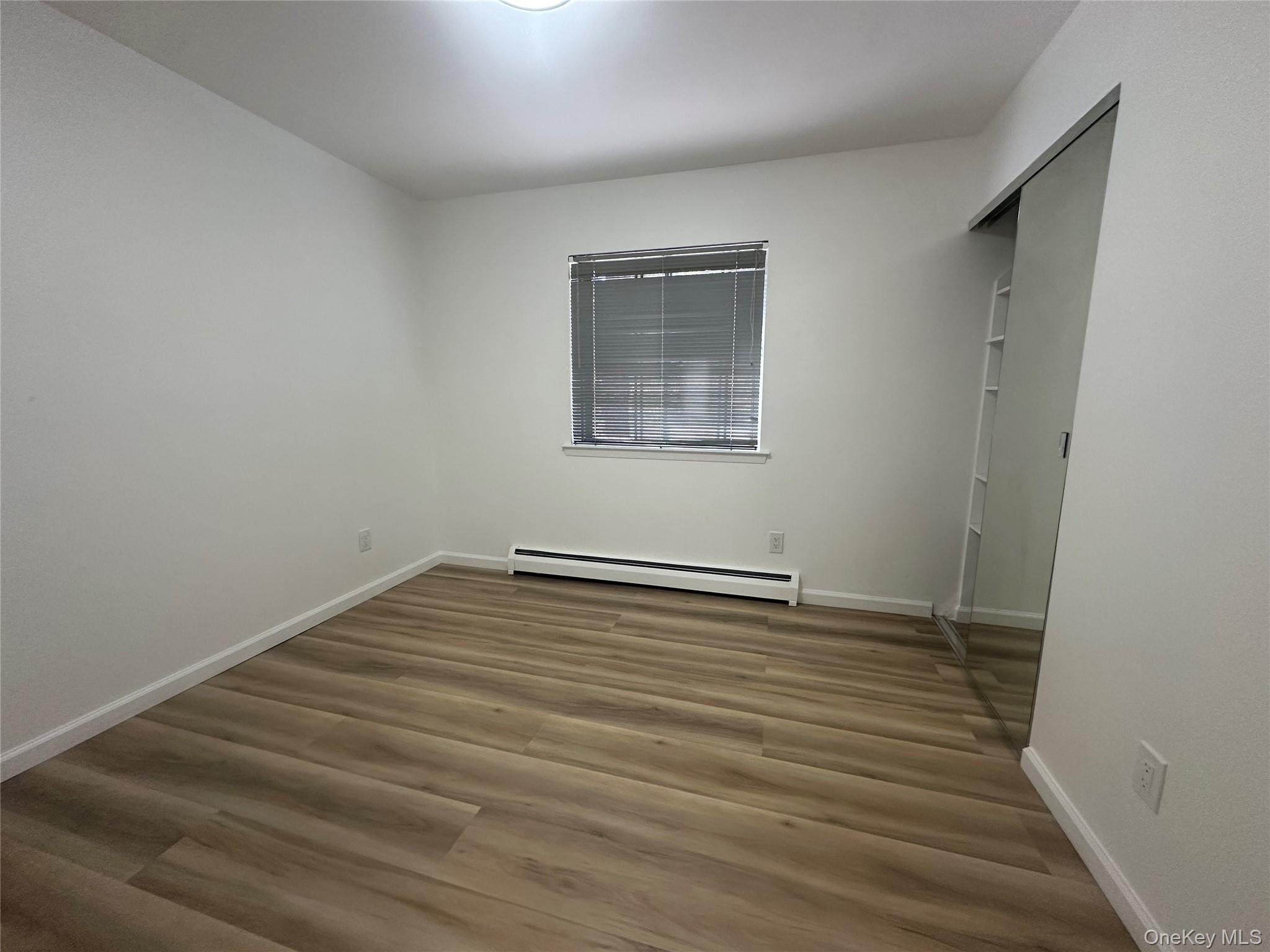 #14 photo, 23 Old Selden Stage Rd, サフォーク郡 Selden , NY 11784