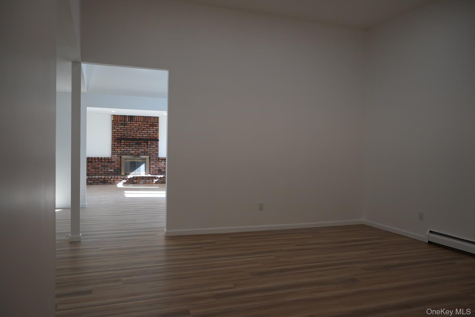 #5 photo, 23 Old Selden Stage Rd, サフォーク郡 Selden , NY 11784