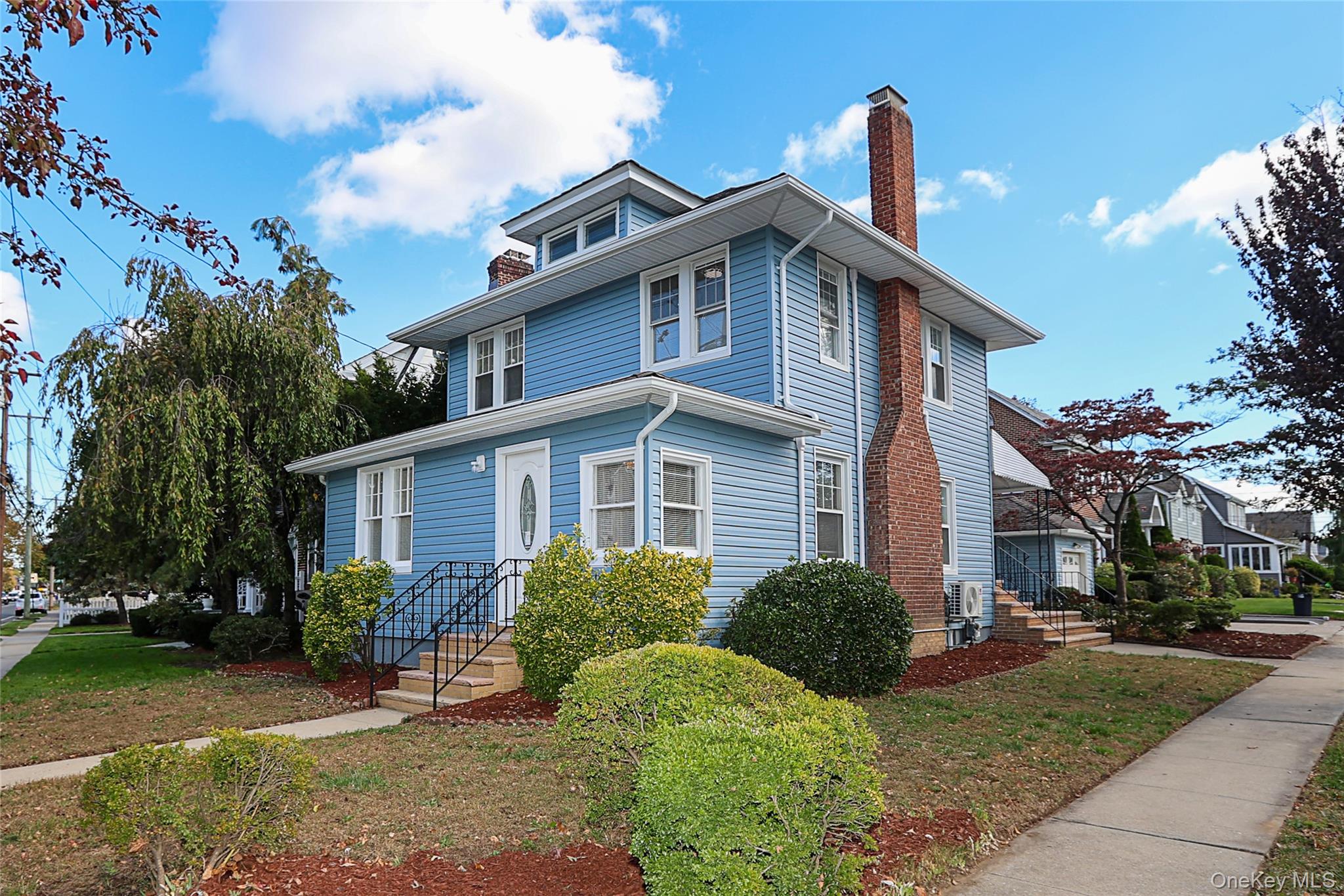 #2 photo, 115 N Corona Avenue, ナッソー郡 Valley Stream , NY 11580