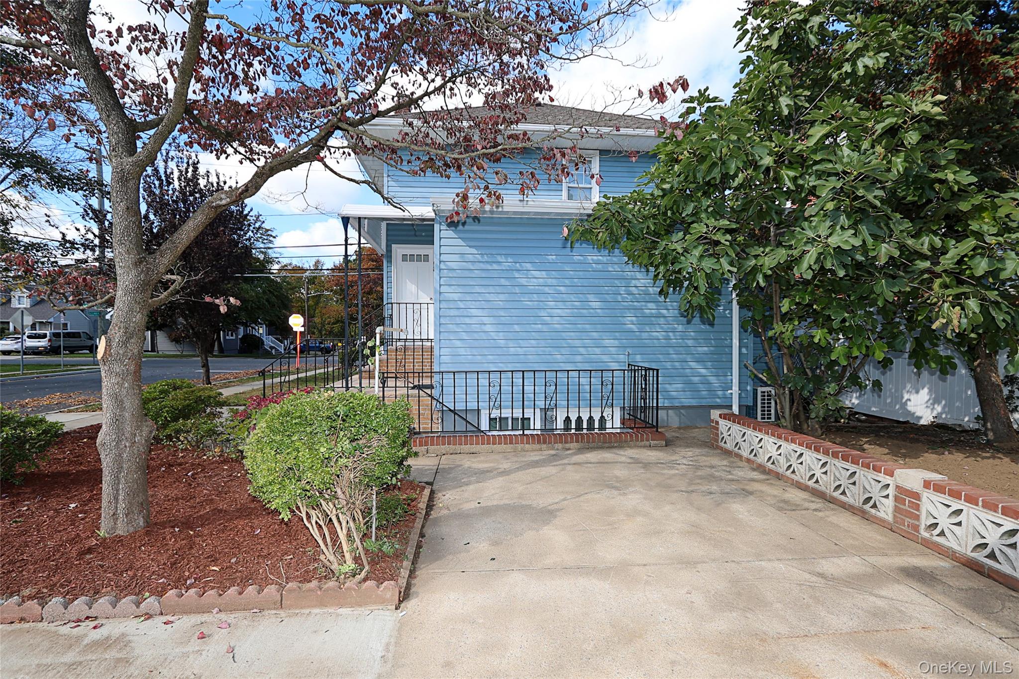 #4 photo, 115 N Corona Avenue, ナッソー郡 Valley Stream , NY 11580