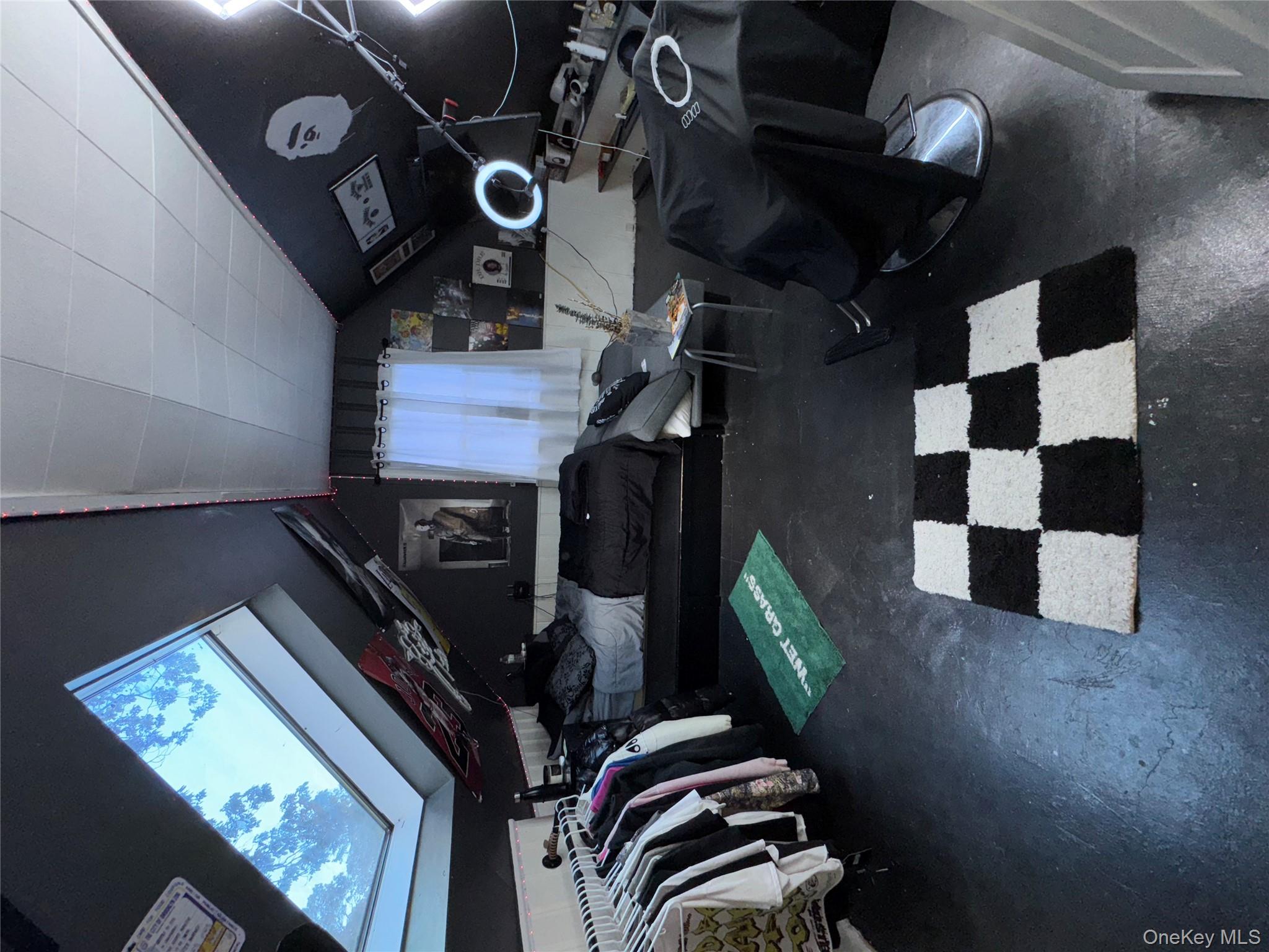 #11 photo, 881 Union Street, サフォーク郡 Bohemia , NY 11716