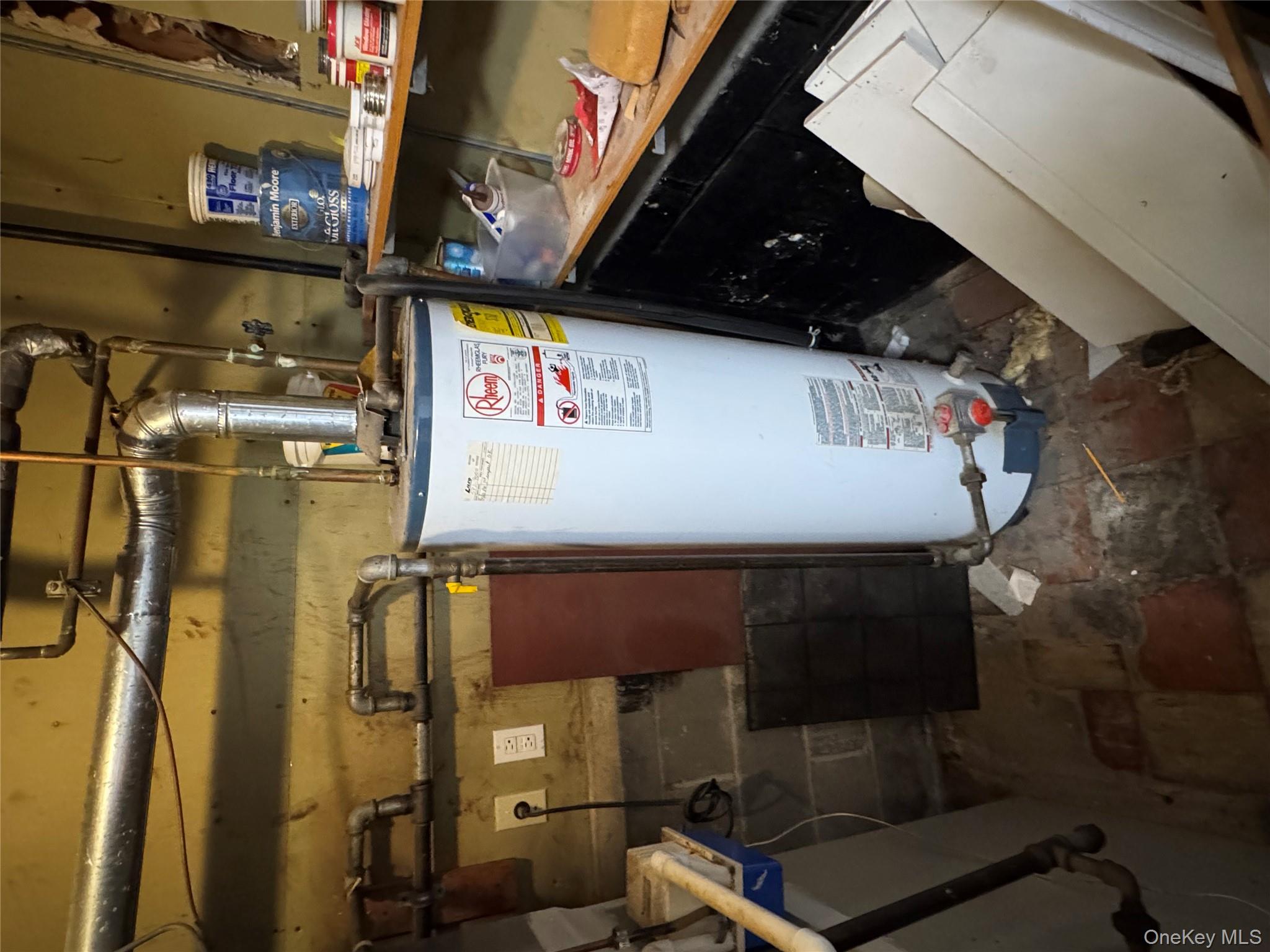 #19 photo, 881 Union Street, サフォーク郡 Bohemia , NY 11716