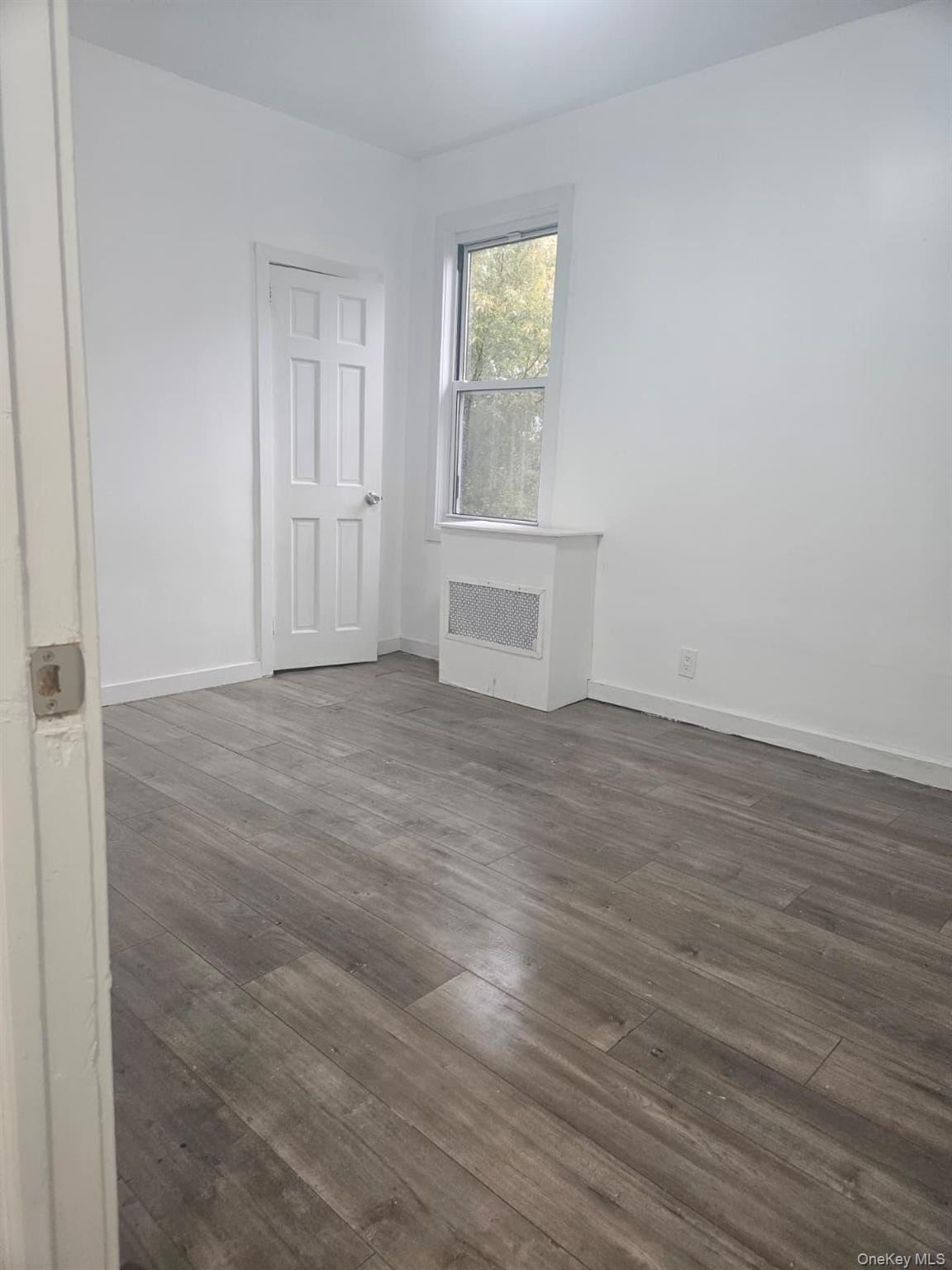 #5 photo, 10519 34th Avenue, クイーンズ区 Corona , NY 11368