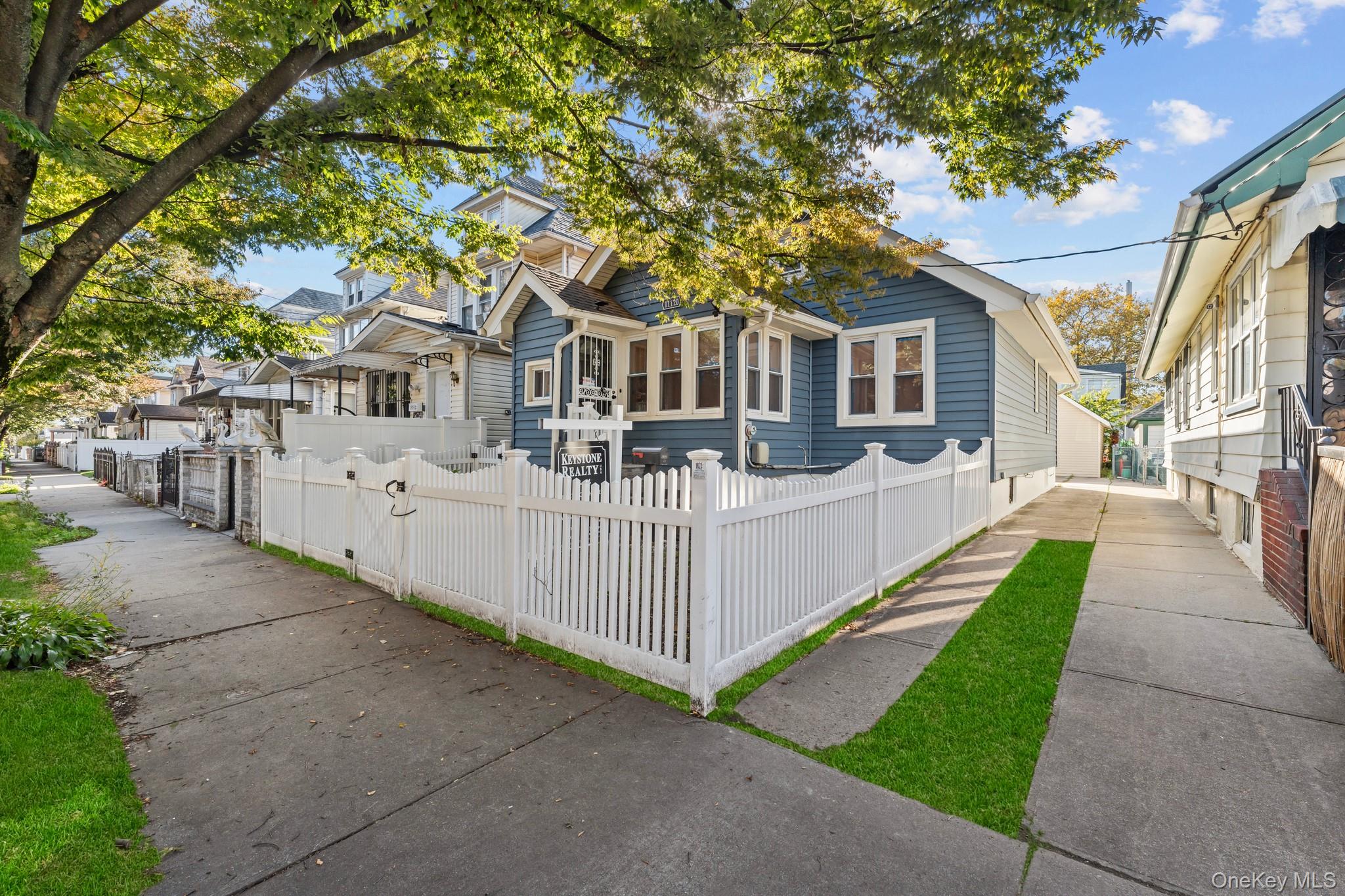 #15 photo, 11120 139th Street, Jamaica , NY 11435