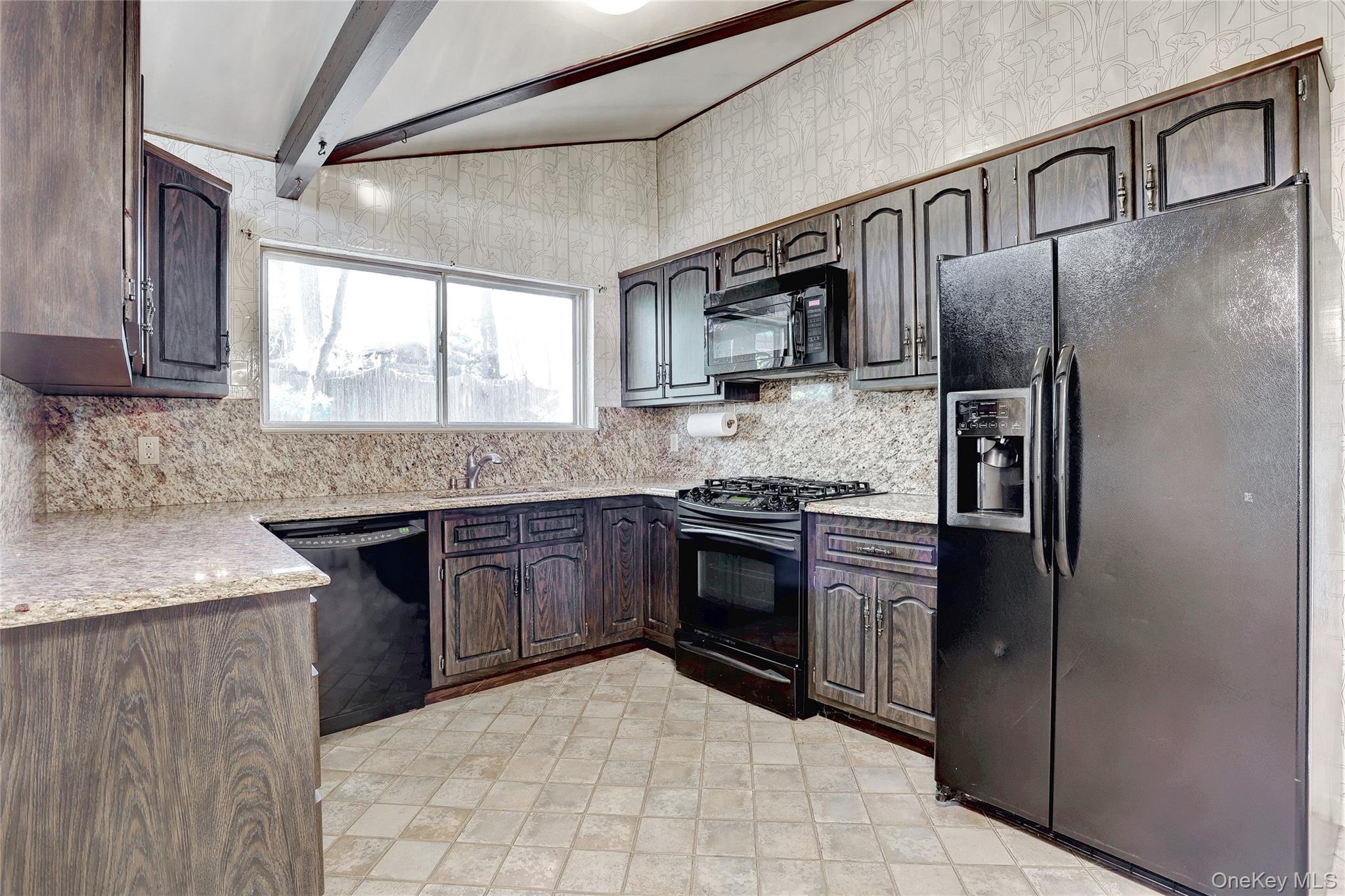 #17 photo, 13 Lomond Avenue, Chestnut Ridge , NY 10977