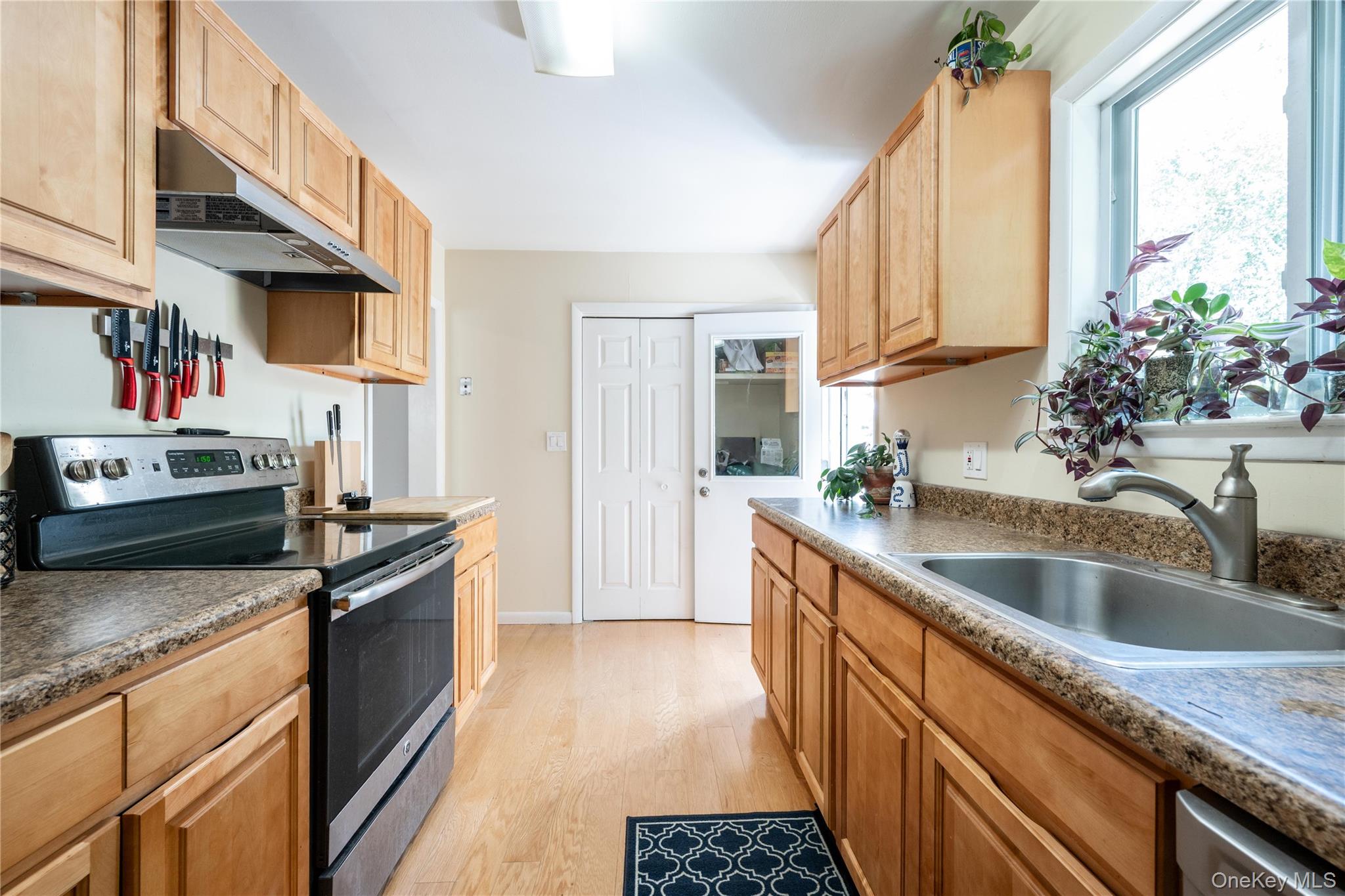 #4 photo, 125 Depew Street, Peekskill , NY 10566