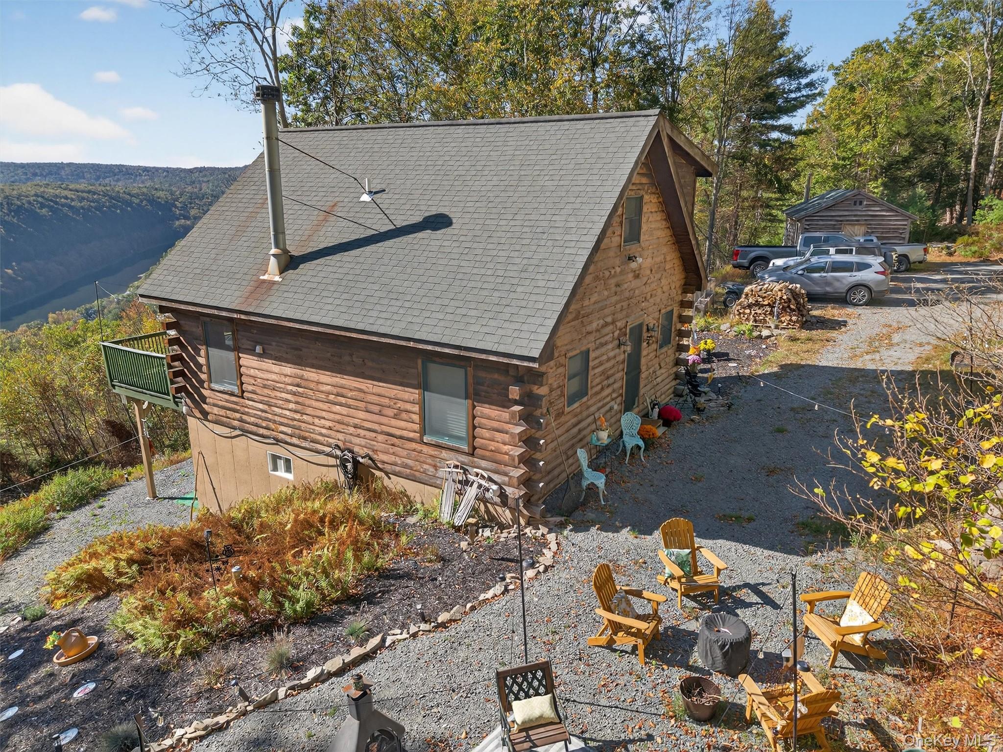 #1 photo, 129 Hallock Road, Barryville , NY 12719