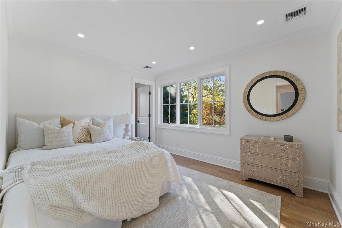 #20 photo, 50 Franklin Avenue, Rye , NY 10580