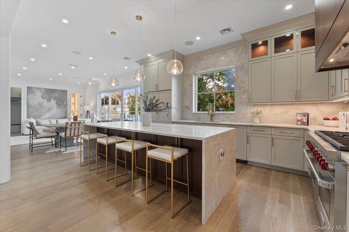 #4 photo, 50 Franklin Avenue, Rye , NY 10580