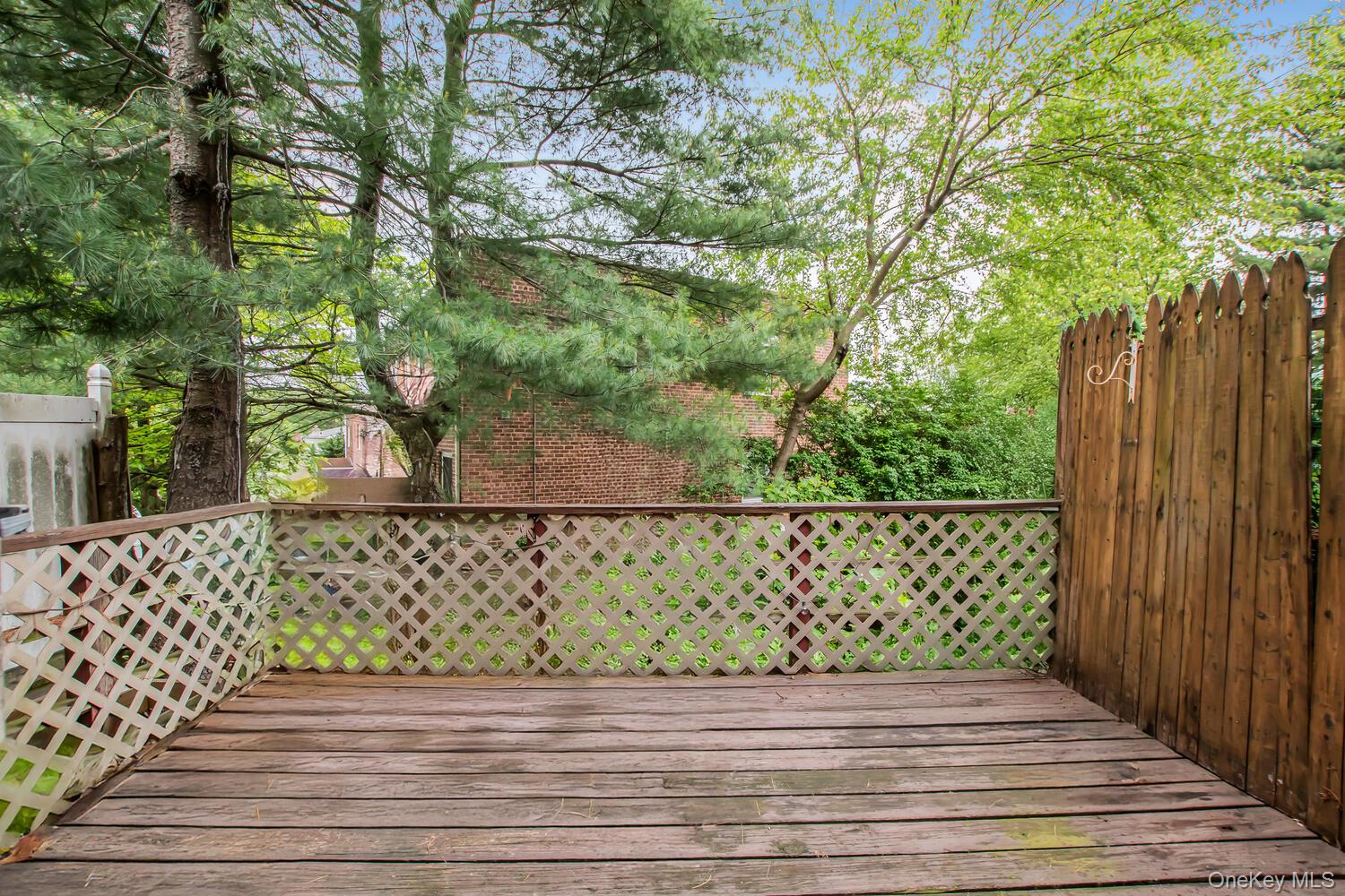 #17 photo, 88 Parkway North, Yonkers , NY 10704