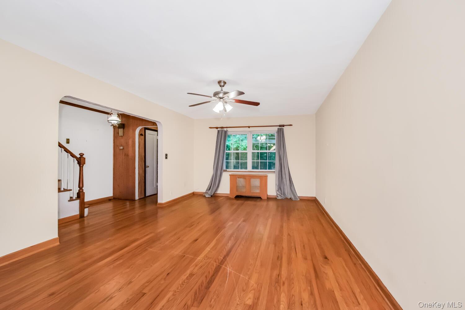 #4 photo, 88 Parkway North, Yonkers , NY 10704