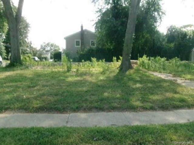 #1 photo, 45 Carman Mill Road, ナッソー郡 Massapequa , NY 11758