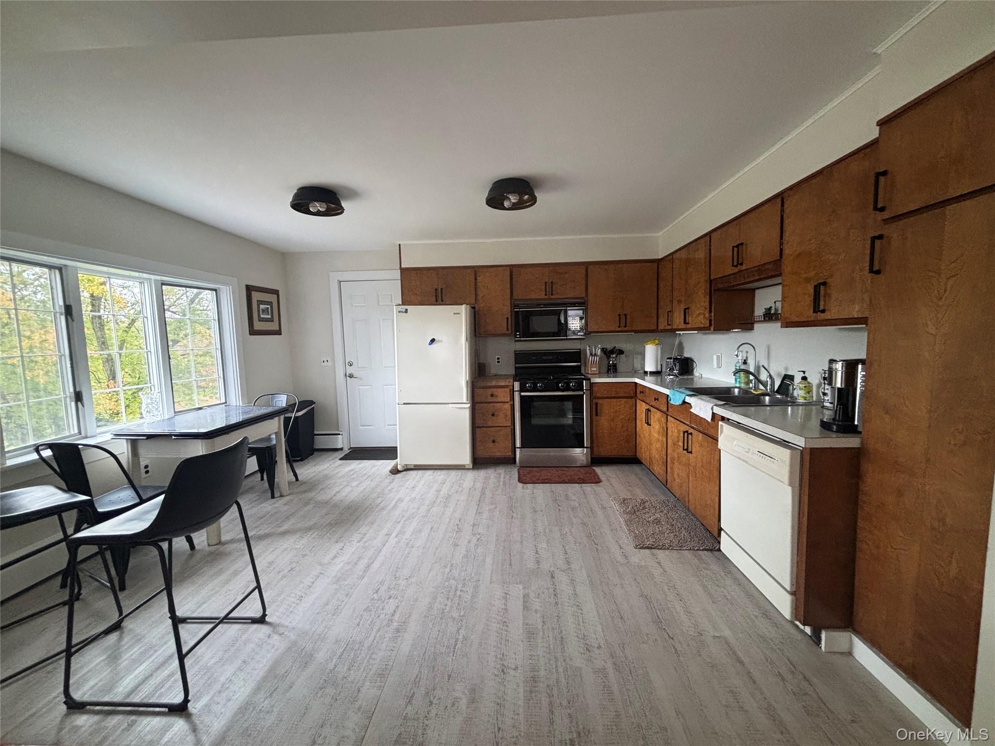 #4 photo, 75 Verbank Road, Millbrook , NY 12545