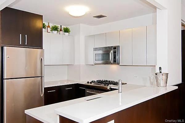 #1 photo, 1311 Jackson Avenue, クイーンズ区 Queens Village North , NY 11101