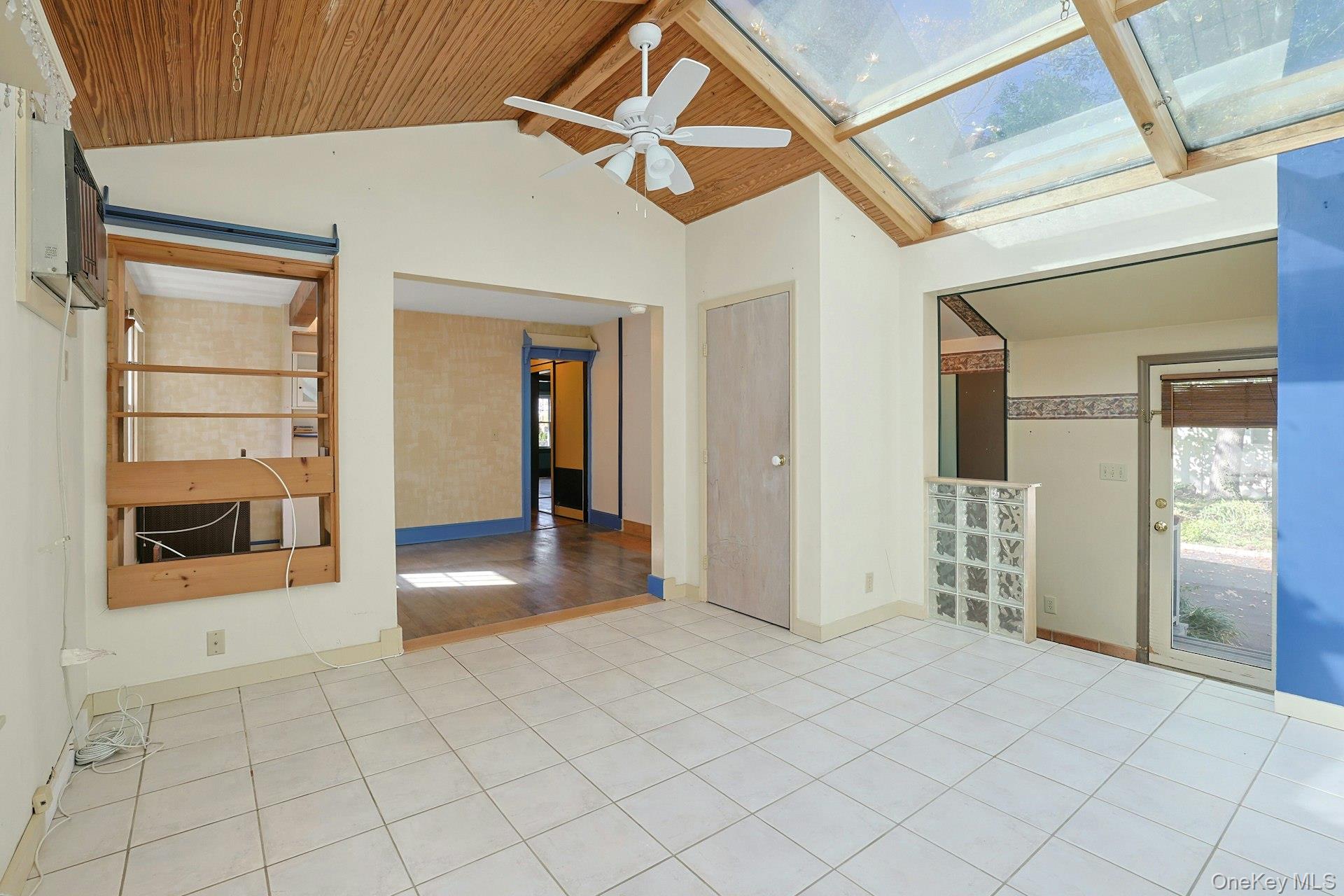 #15 photo, 151 Benedict Avenue, Thornwood , NY 10594