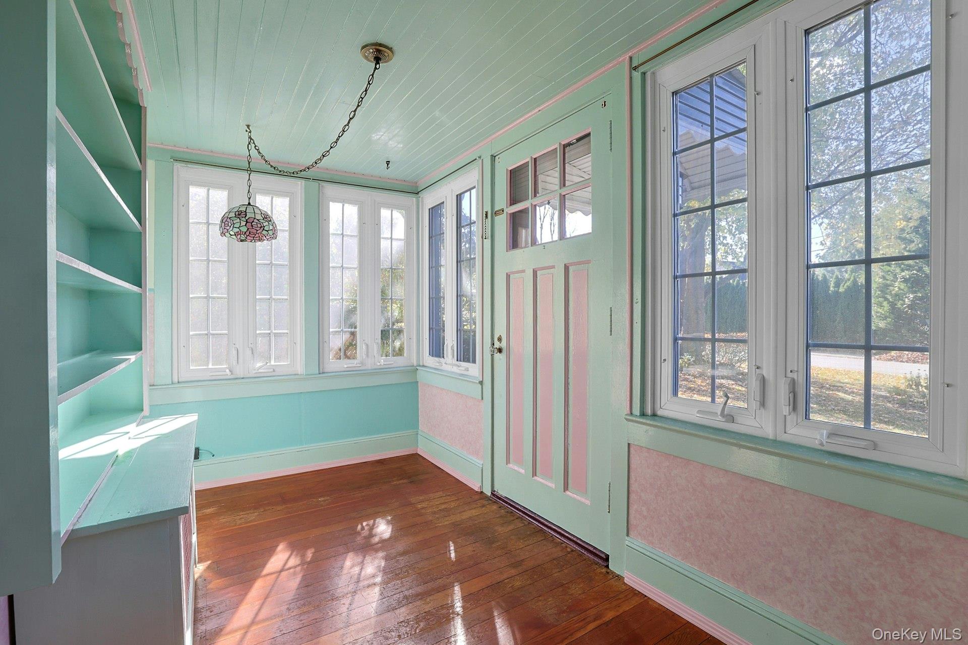 #4 photo, 151 Benedict Avenue, Thornwood , NY 10594