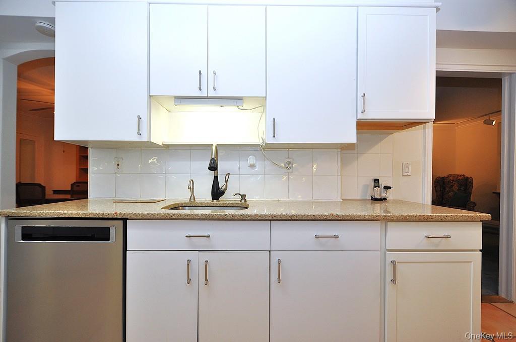 #17 photo, 253 Garth Road, Scarsdale , NY 10583