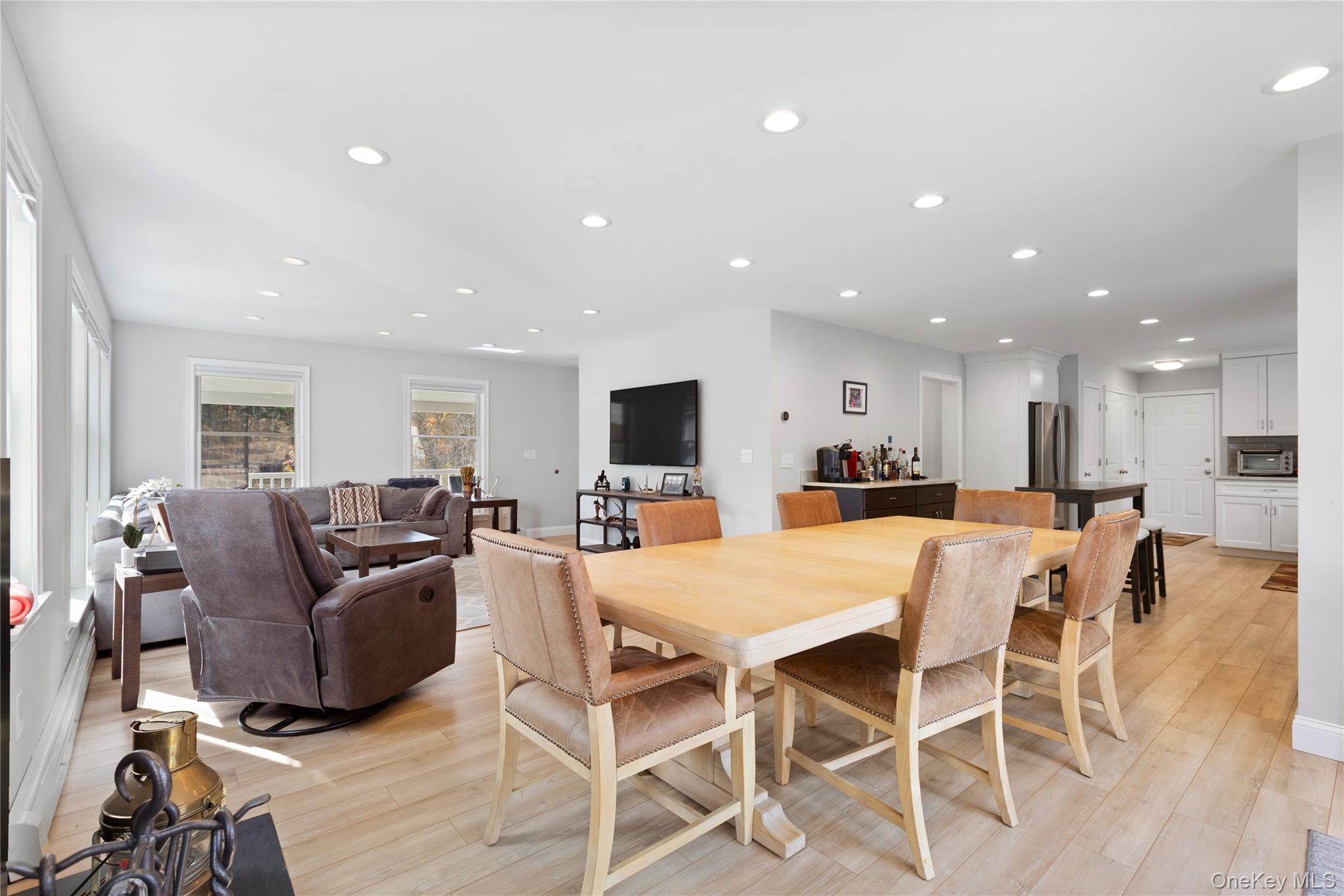 #9 photo, 216 North Road, Red Hook , NY 12571