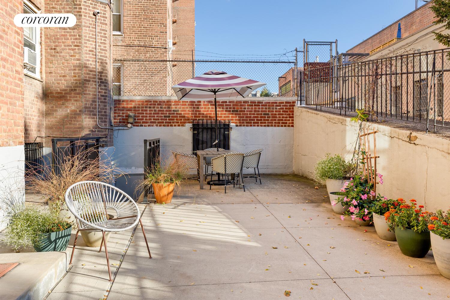 #13 photo, 200 CONGRESS Street, ブルックリン区 Cobble Hill , NY 11201